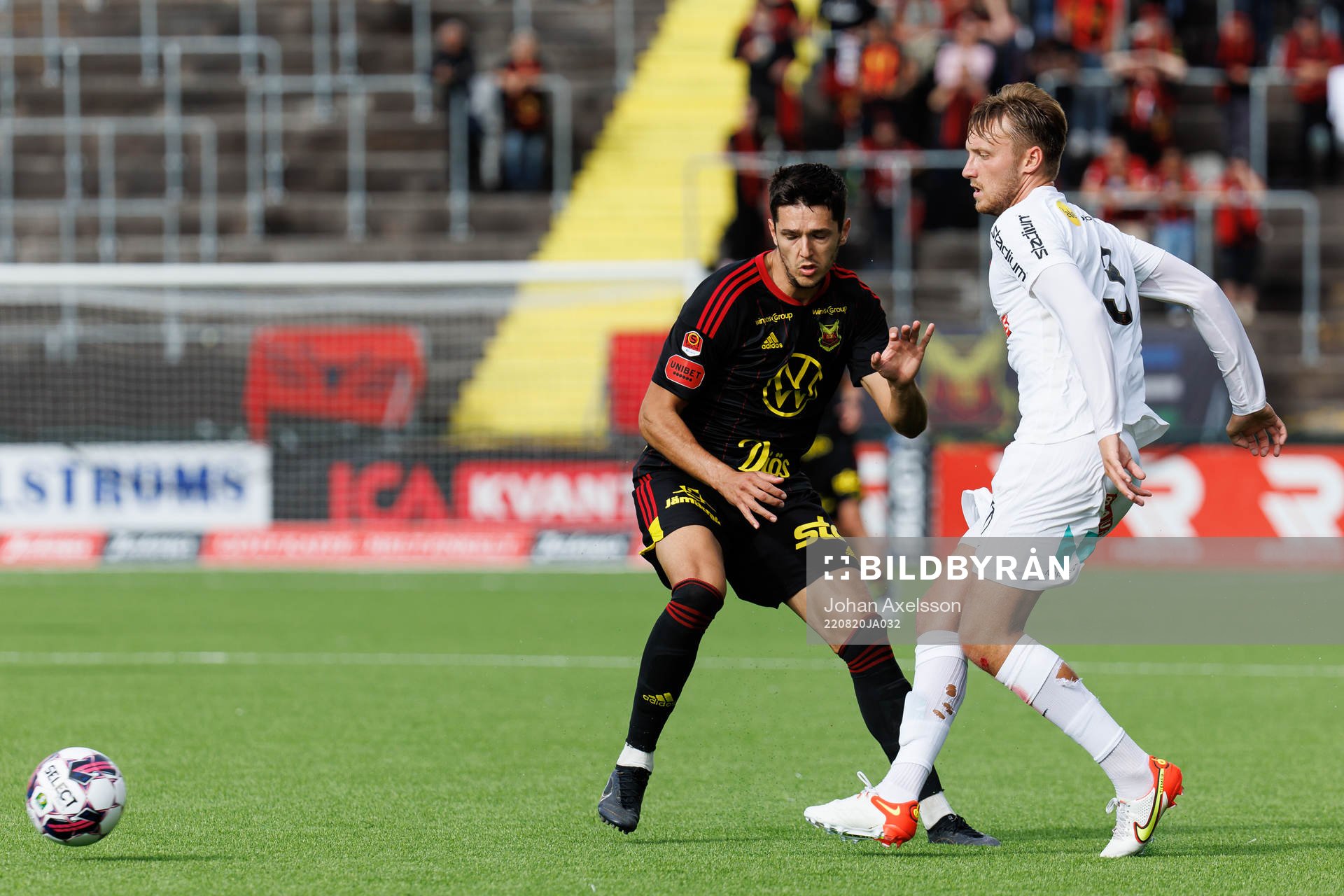 Östersunds Sadmir Zekovic och Brommapojkarnas Alexander