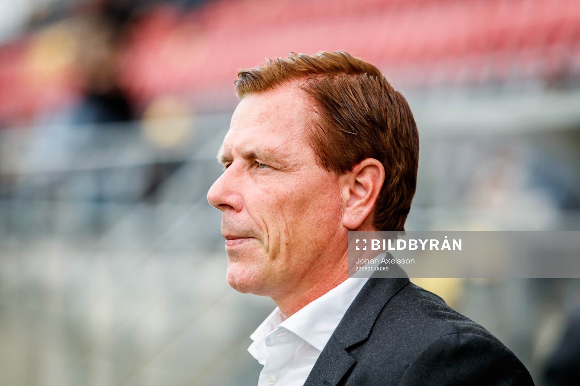 Brommapojkarnas tränare Christer Mattiasson under fotbollsmatchen i Superettan mellan Östersund och Brommapojkarna den 20 augusti 2022 i Östersund.