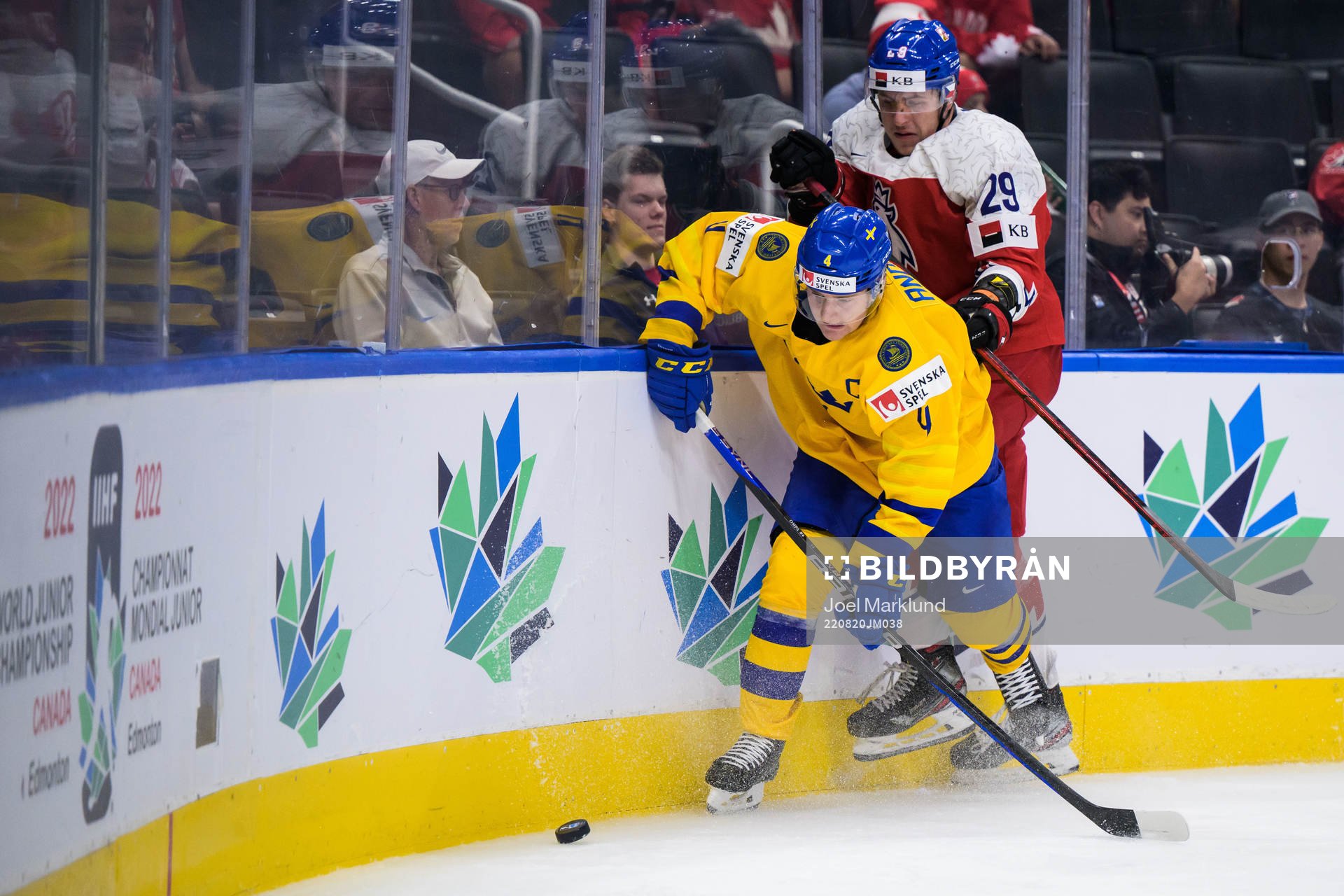 Emil Andrae of Sweden and Martin Rysavy of Czech Republic