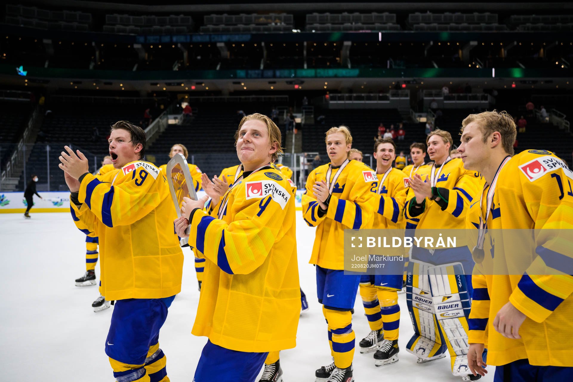 Emil Andrae of Sweden celebrates with teammates