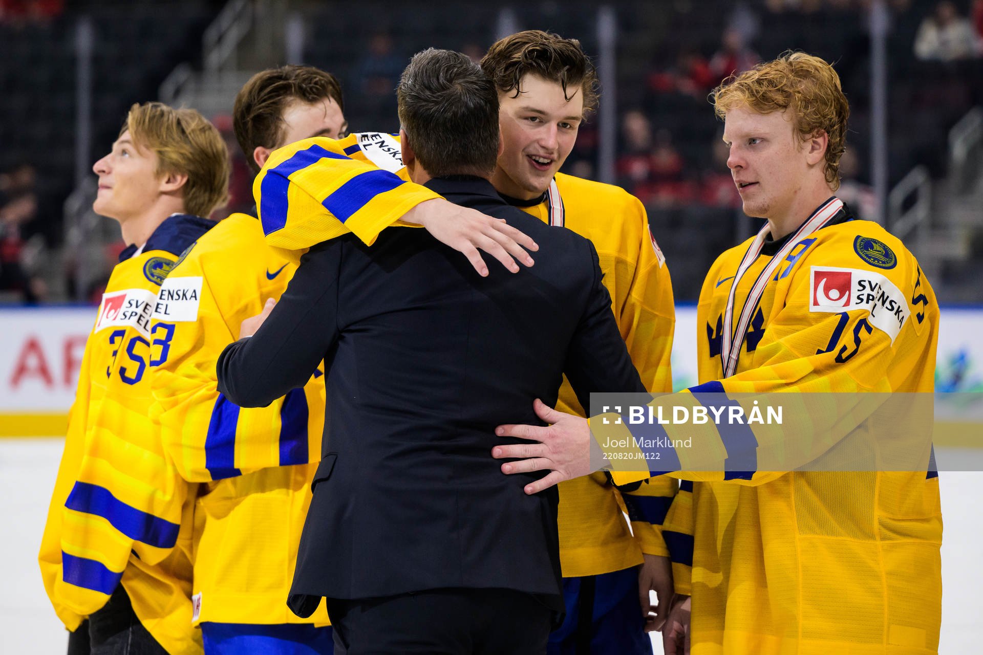 Head coach Tomas Montén, Oskar Olausson and Åke
