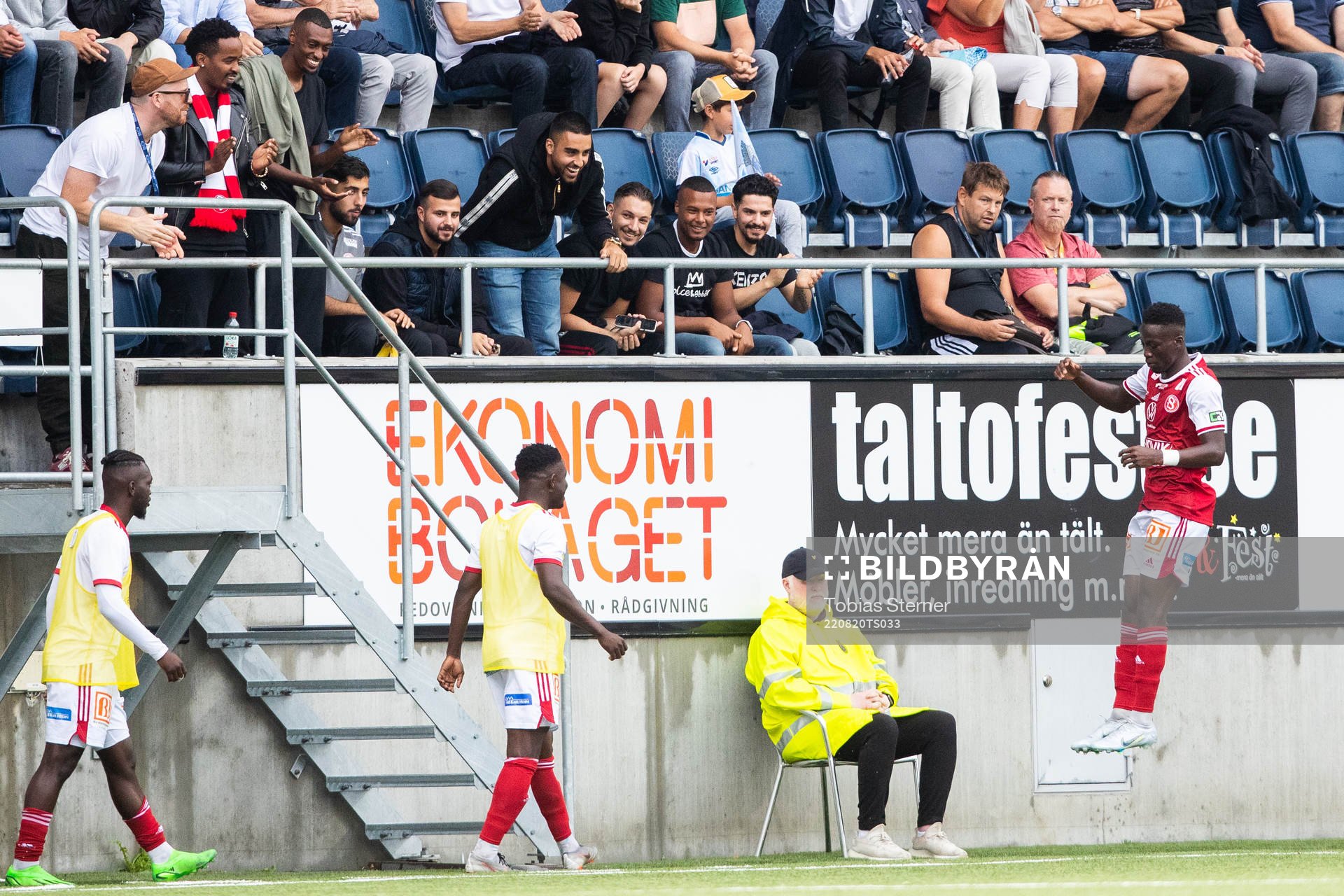 Sandvikens Naeem Mohammed jublar