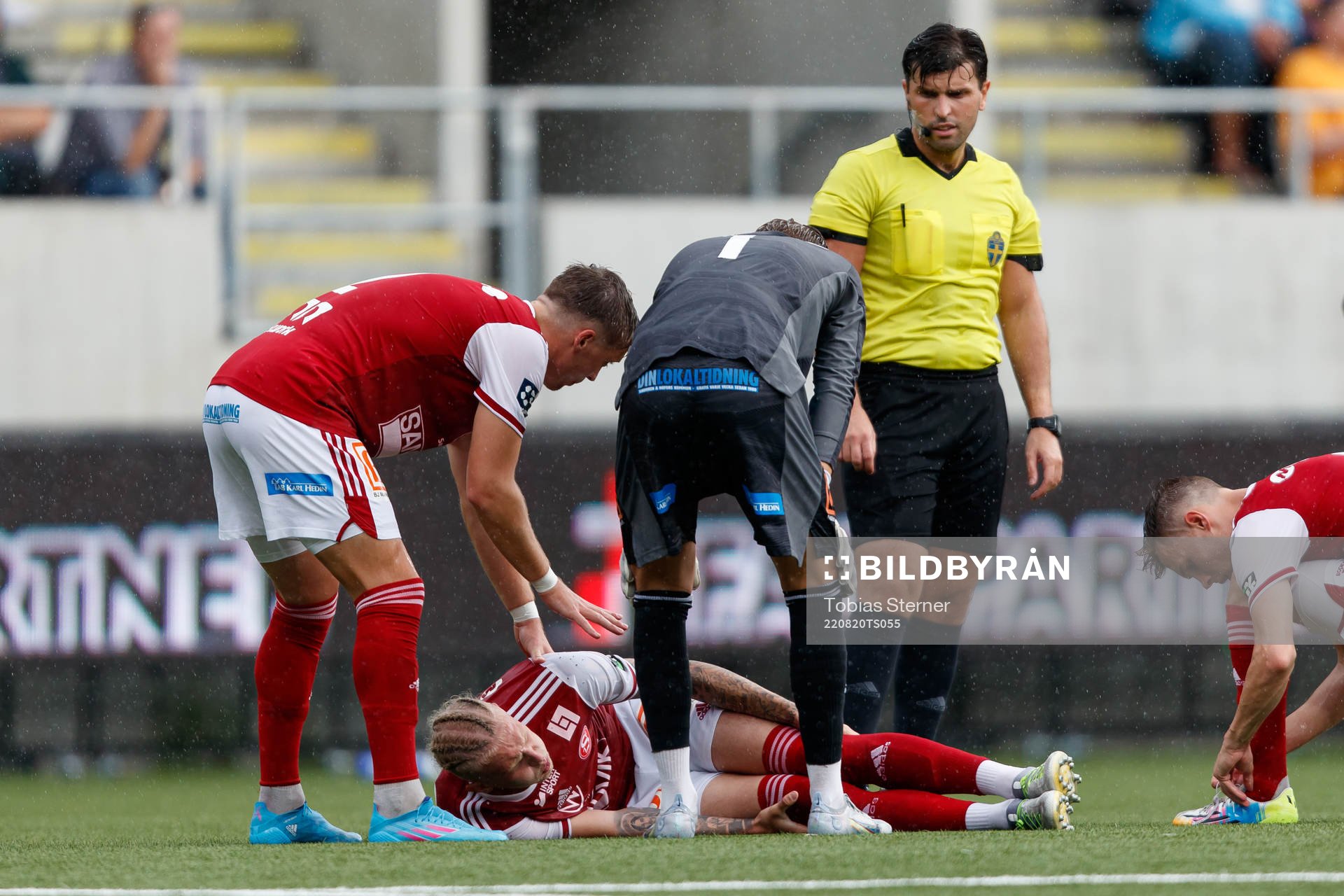 Sandvikens Tim Hartzell har ont