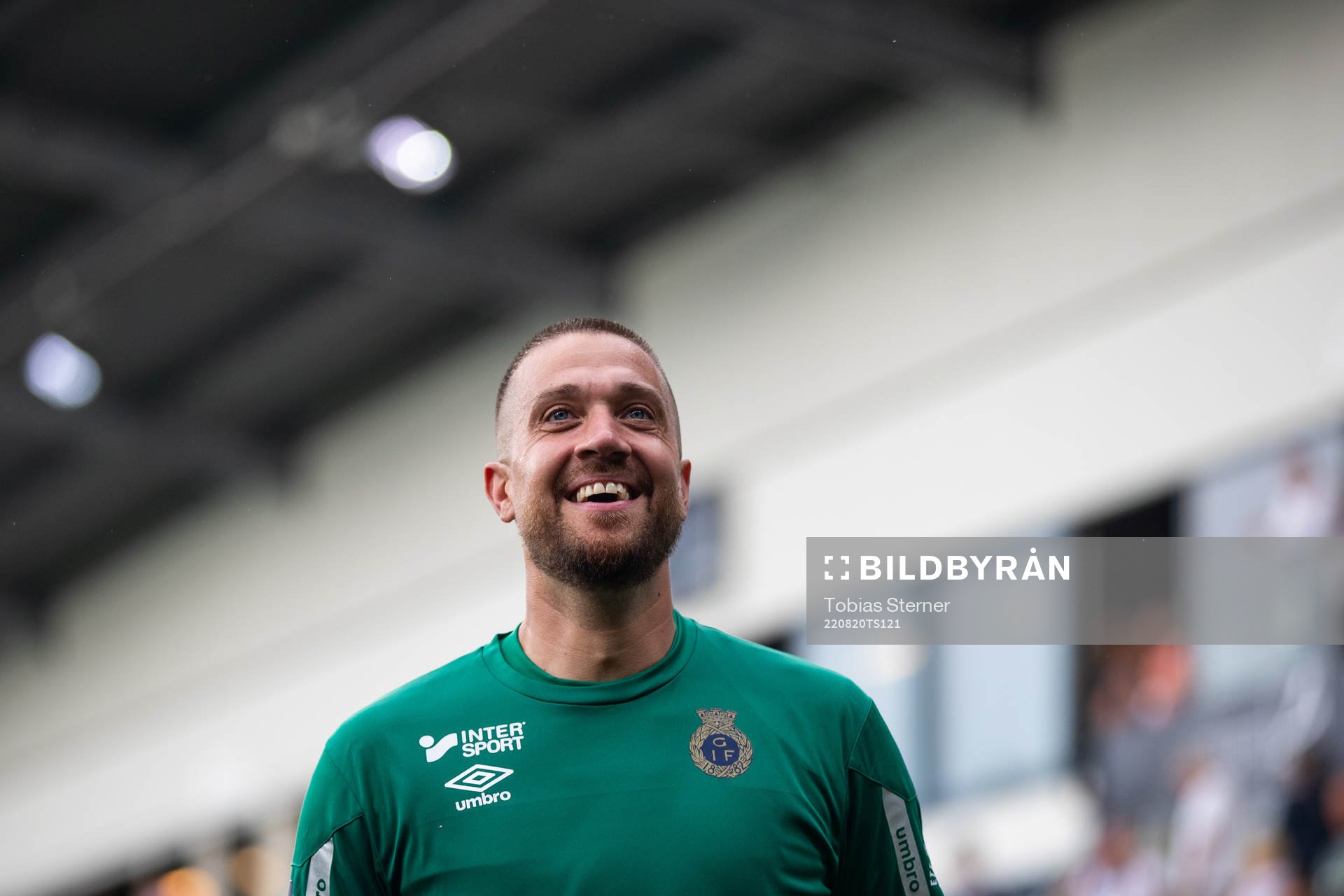 Gefles målvakt Tim Markström jublar