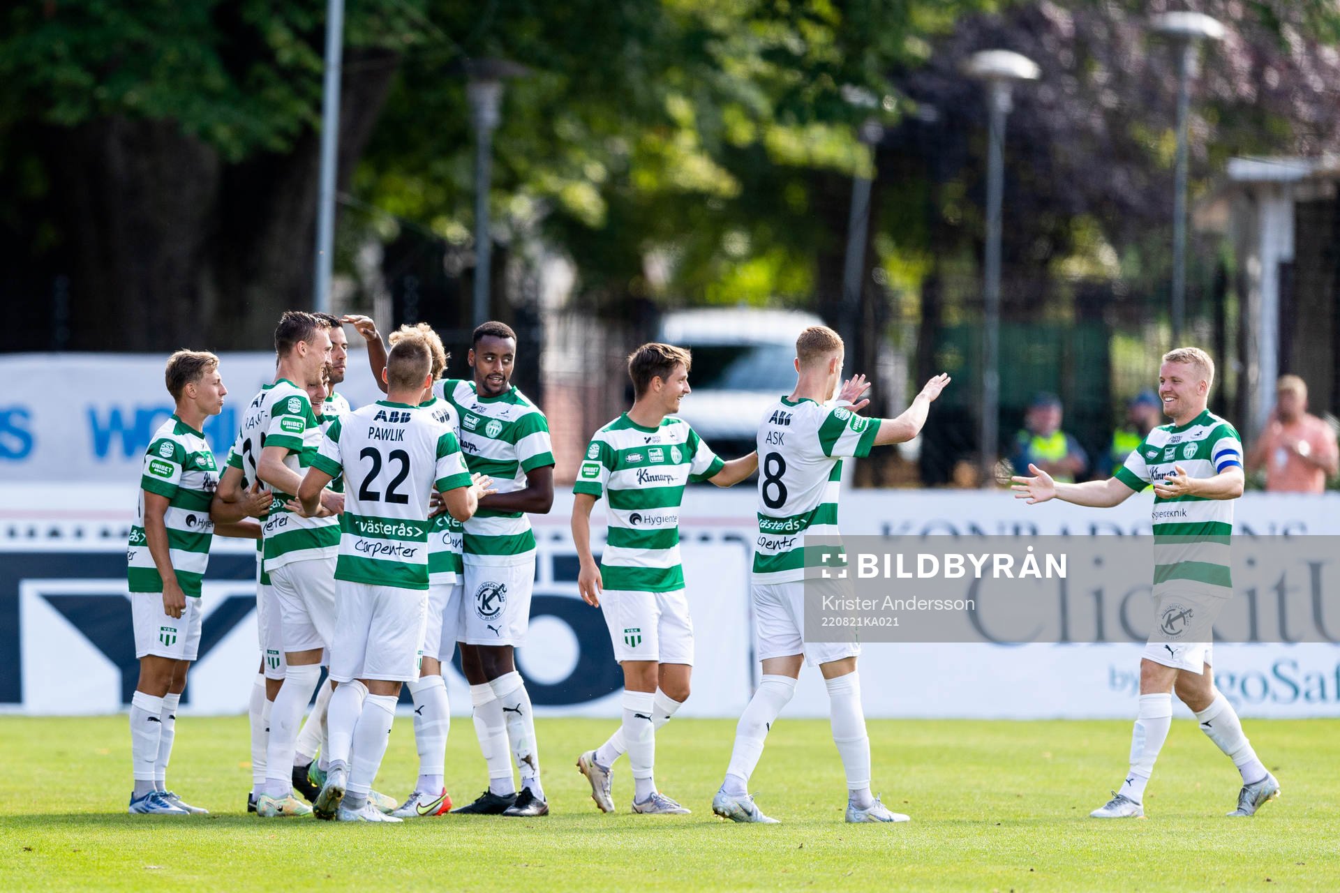 Västerås SKs spelare jublar