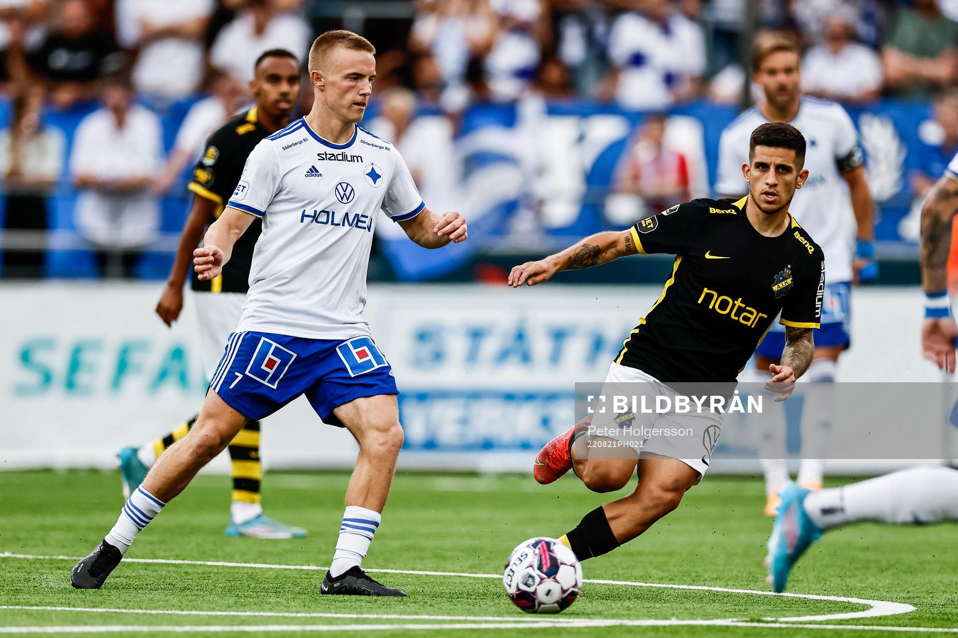 IFK Norrköpings Jacob Ortmark och AIKs Nicolas Stefanelli