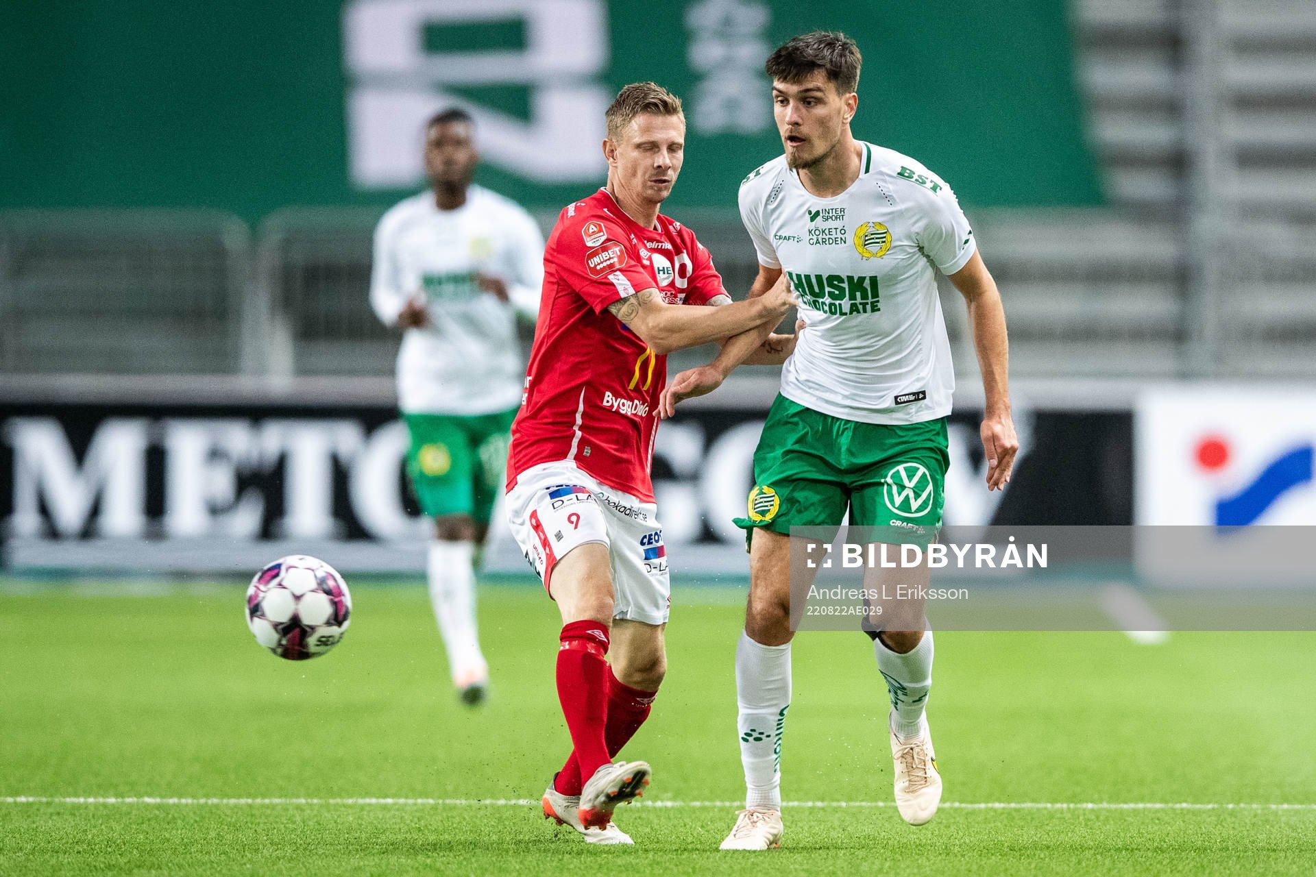 Degerfors Johan Bertilsson och Hammarbys Pavle Vagic