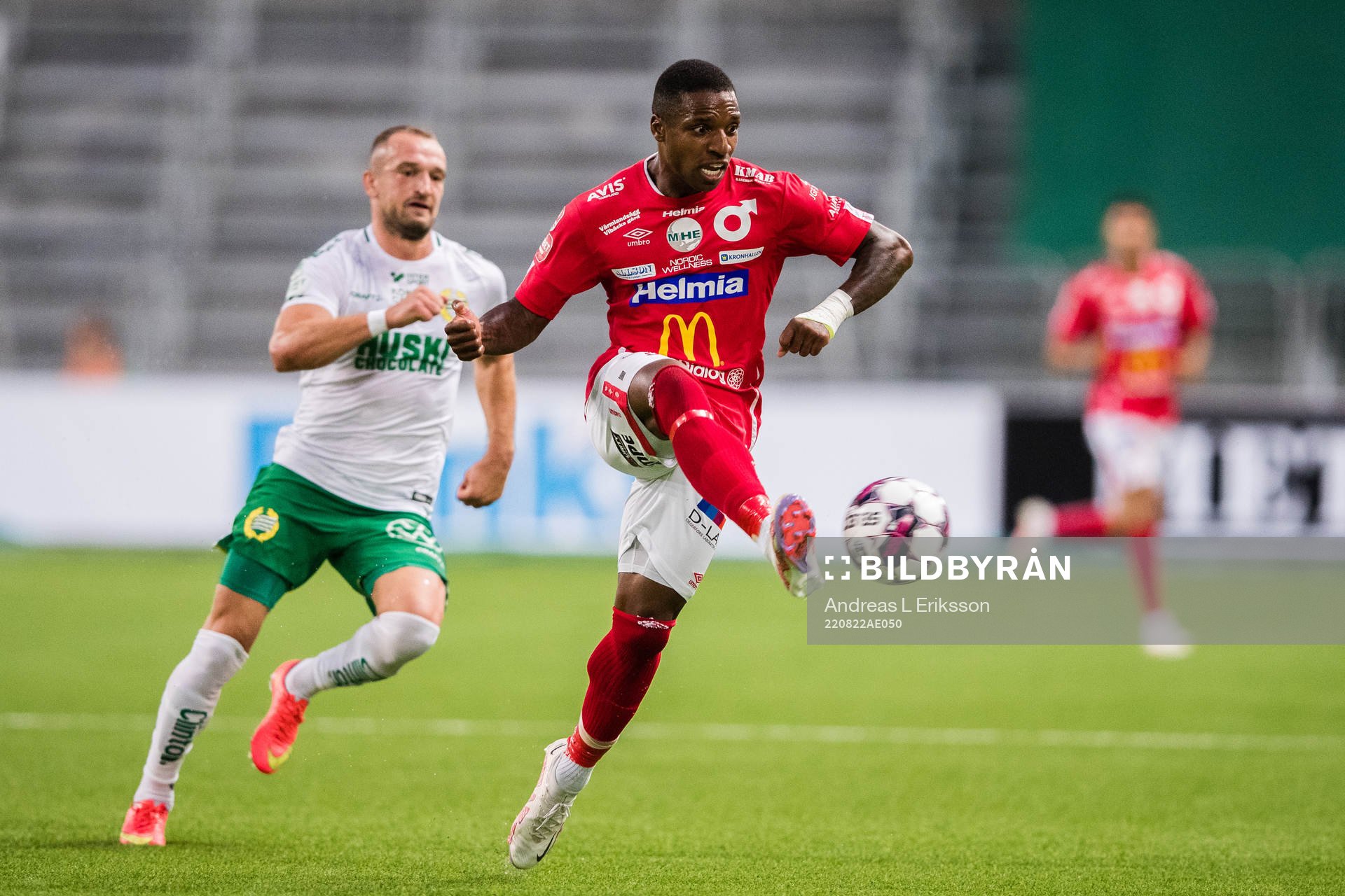 Hammarbys Veton Berisha och Degerfors Joseph-Claude Agyeman