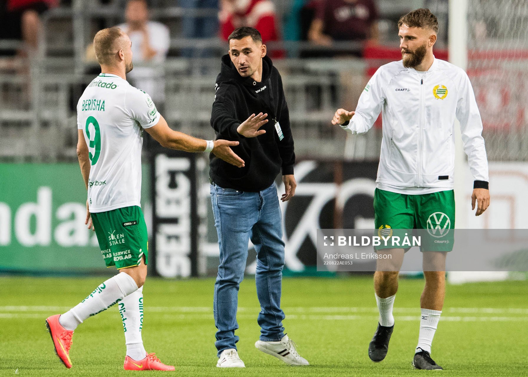 Hammarbys Veton Berisha, Loret Sadiku och Simon Sandberg