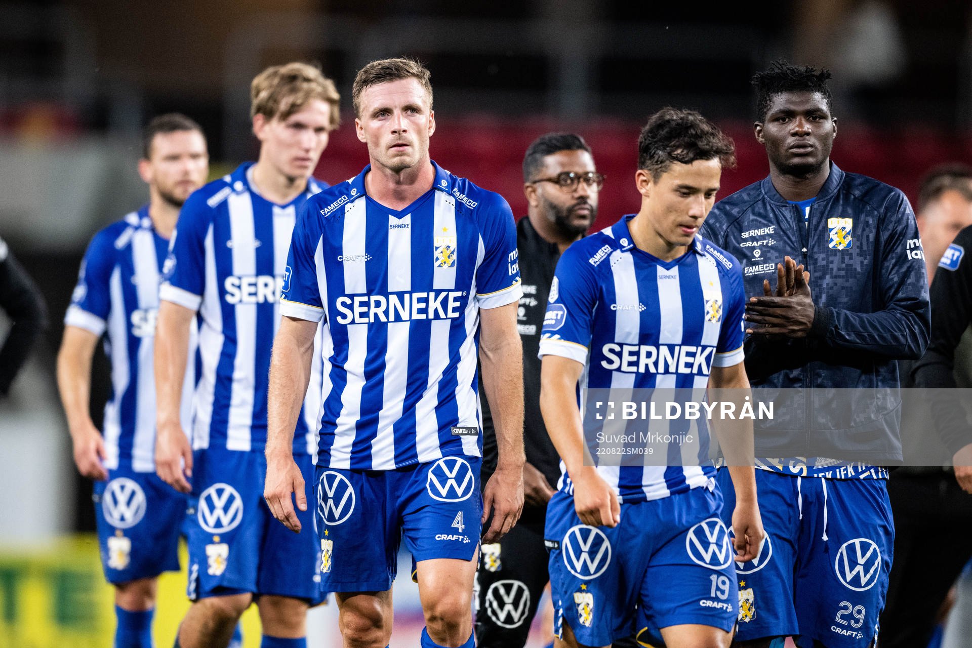 IFK Göteborgs Carl Johansson och Hussein Carneil deppar