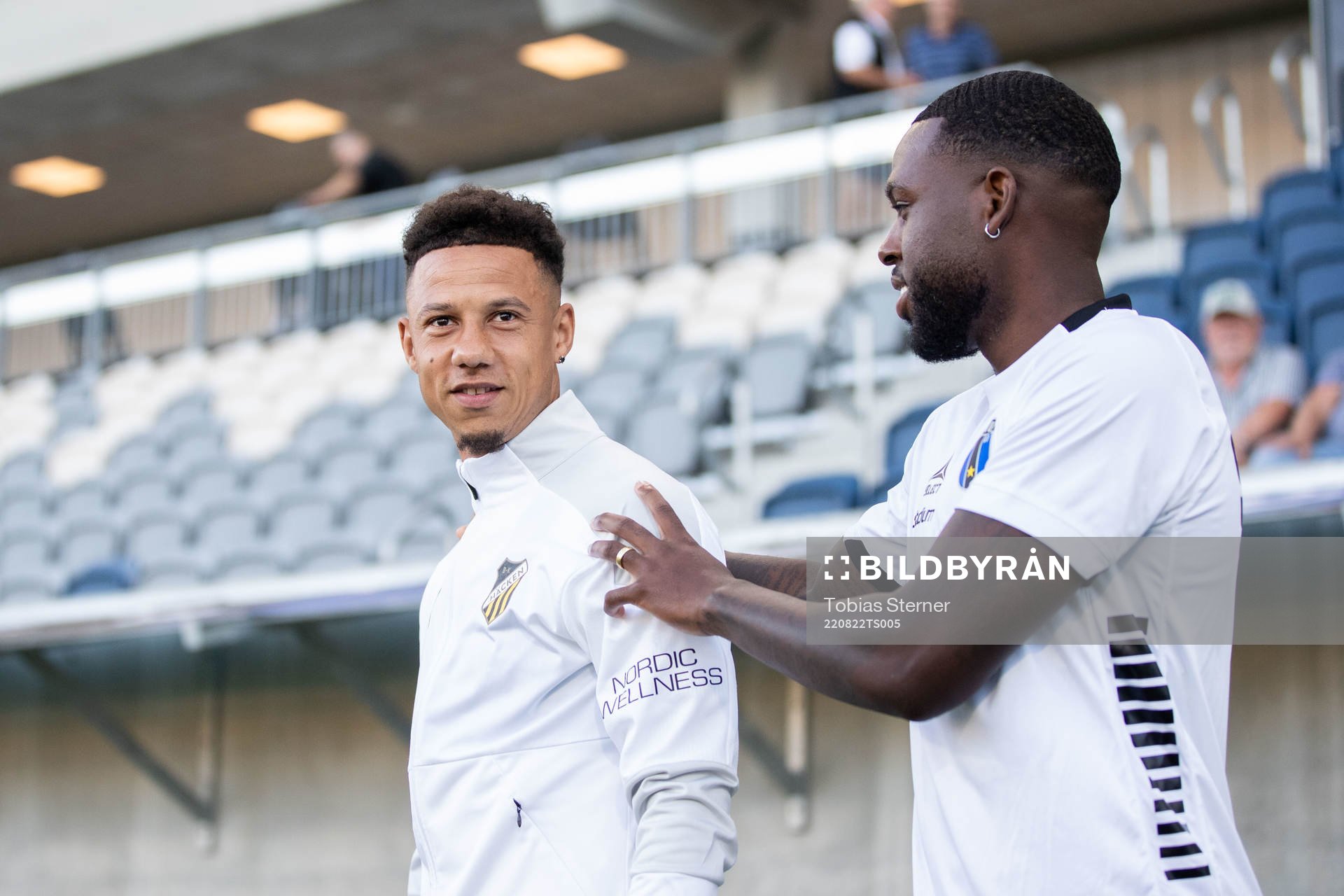 Häckens Tobias Sana och Sirius Christian Kouakou