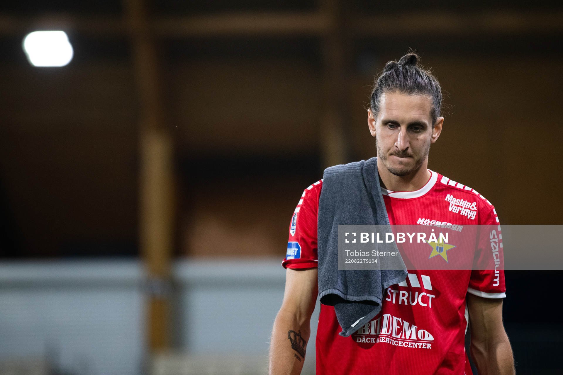 Sirius målvakt David Mitov Nilsson deppar