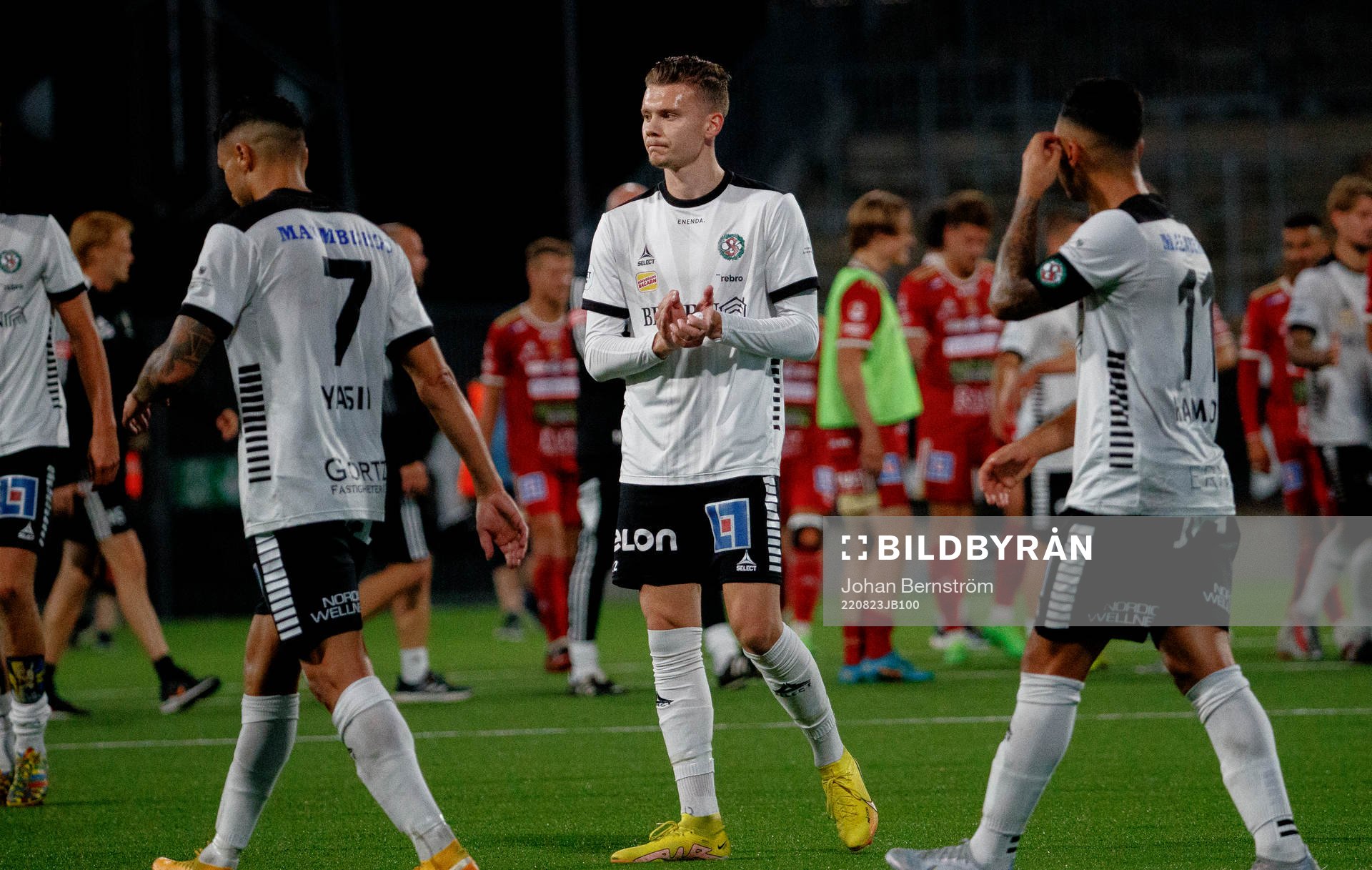 Örebros Jake Larsson deppar