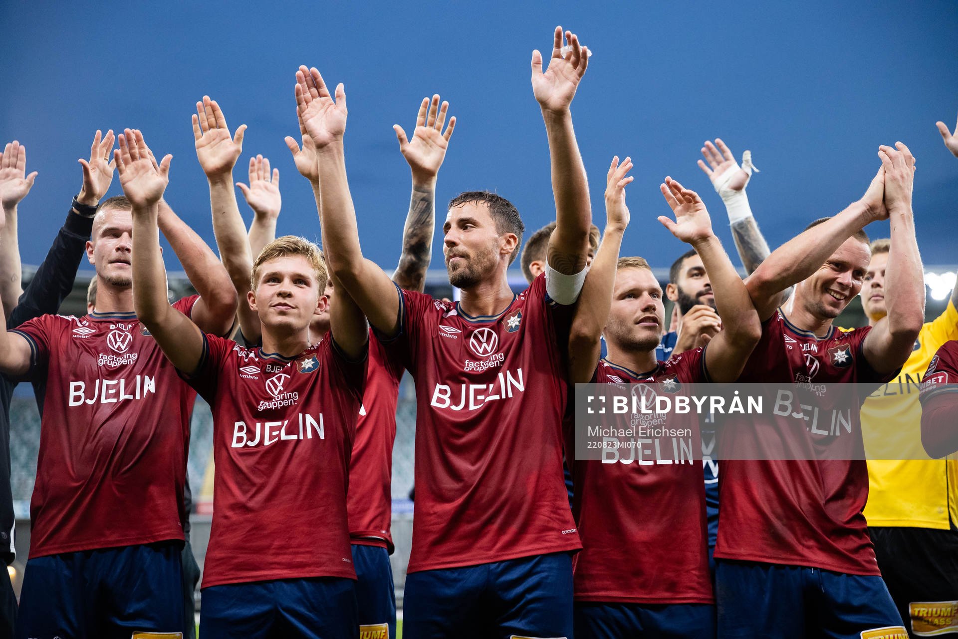 Örgrytes spelare jublar efter fotbollsmatchen i Superettan mellan Örgryte och Norrby den 23 augusti 2022 i Göteborg. 