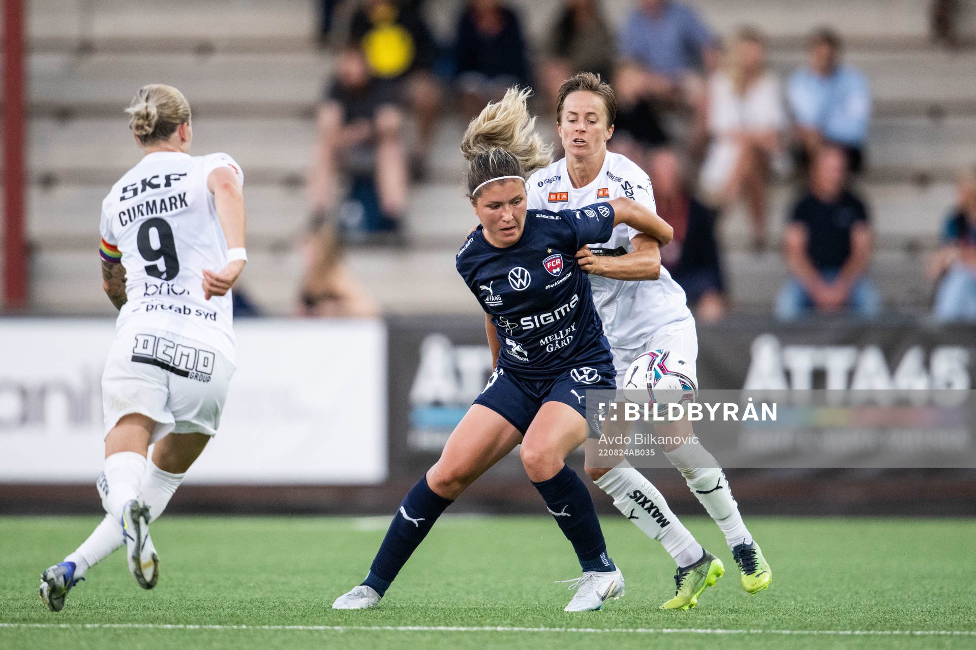 FC Rosengårds Loreta Kullashi och Häckens Aivi Luik