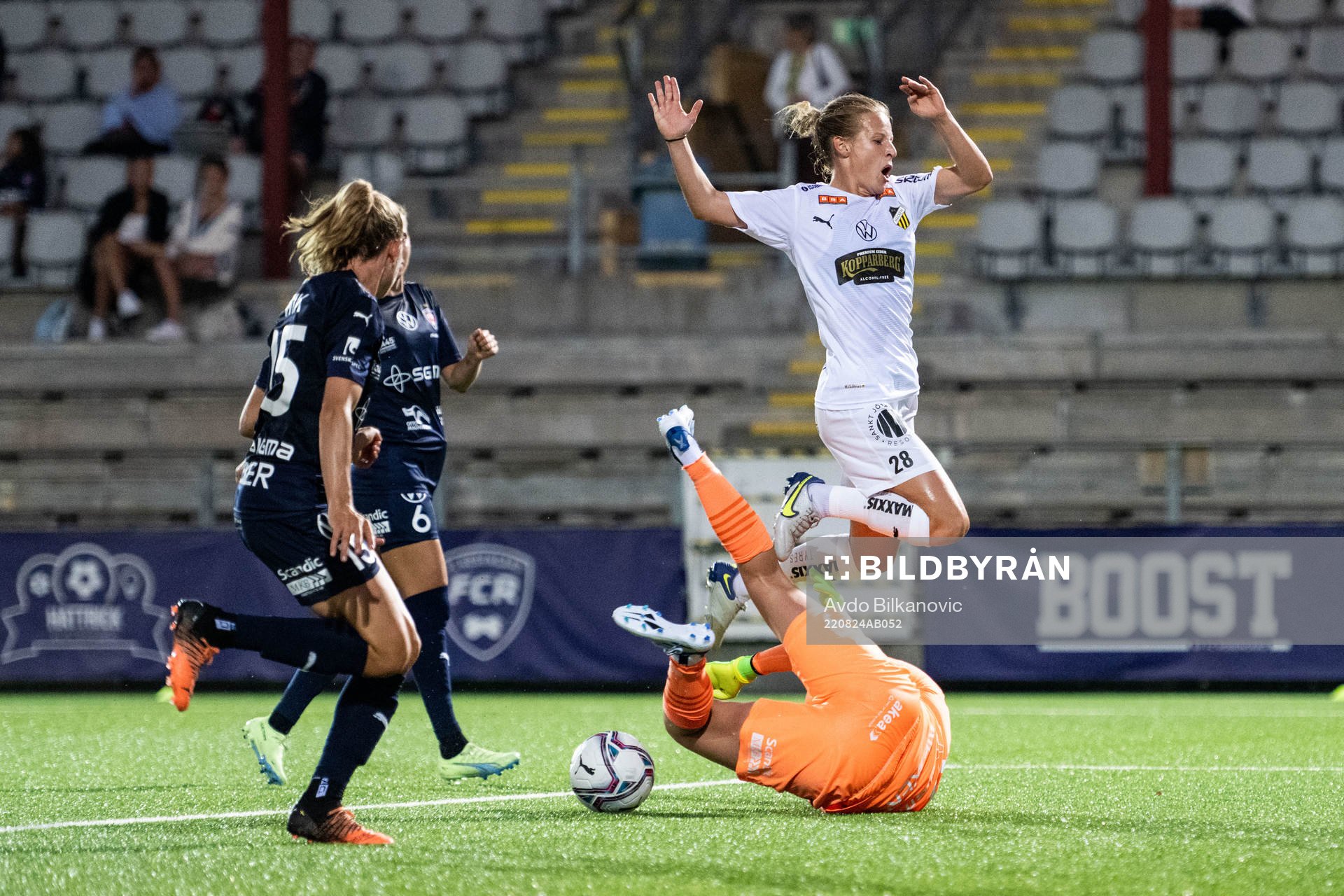 FC Rosengårds målvakt Teagan Micah och Häckens Anna