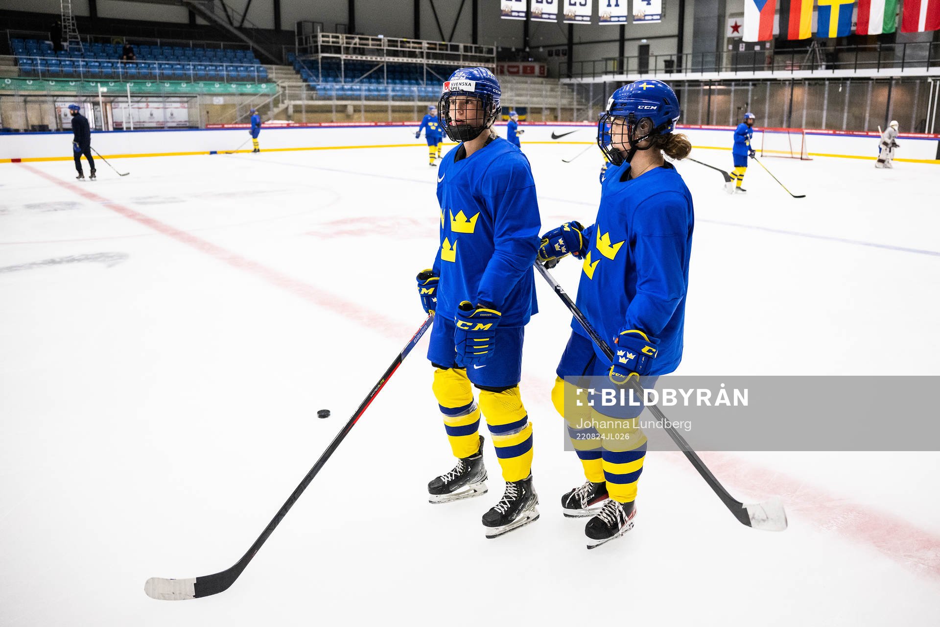 Thea Johansson and Emma Murén of the Swedish women's