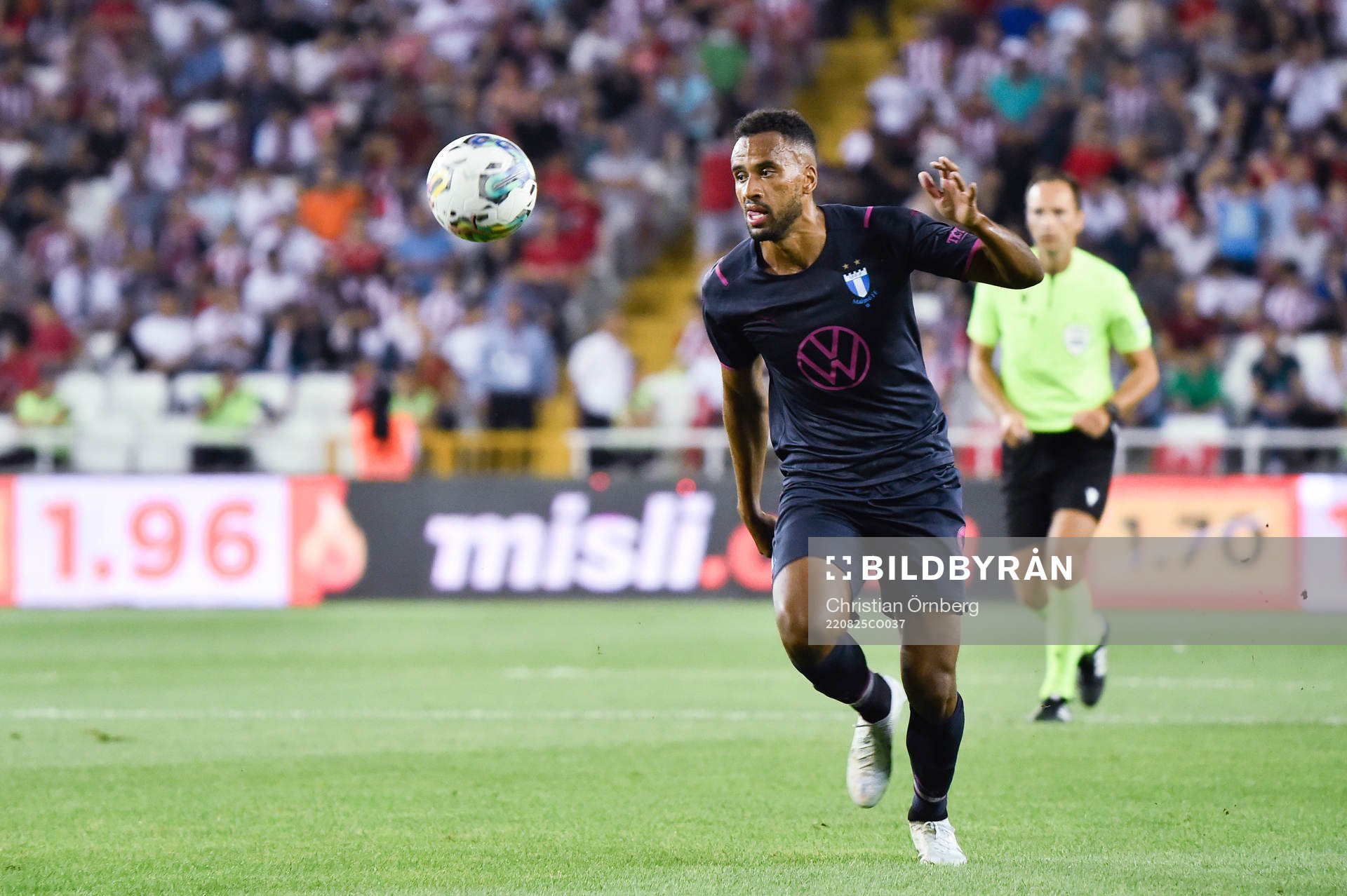 Isaac Kiese Thelin of Malmö FF
