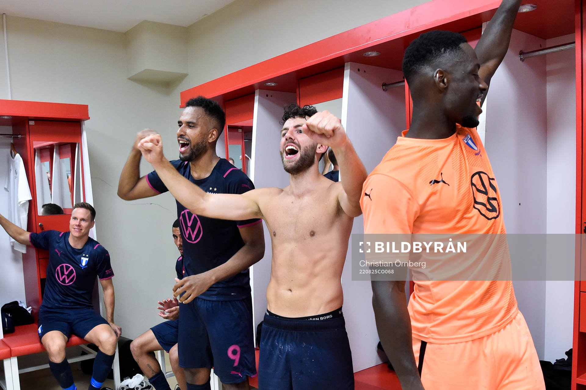 Isaac Kiese Thelin, Erdal Rakip and goalkeeper Ismael