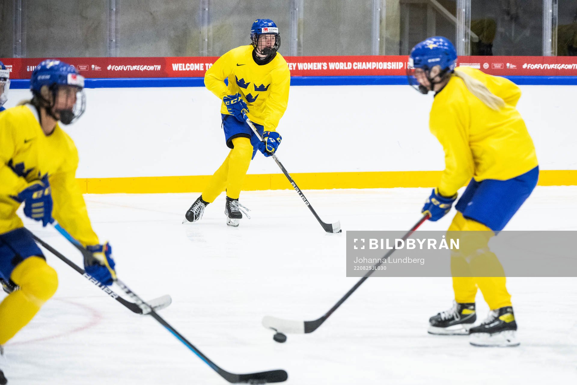 Sara Hjalmarsson of Sweden at a practice session