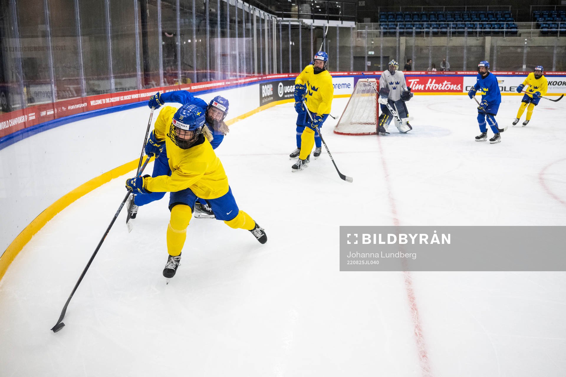 Mina Waxin and Felizia Wikner-Zienkiewicz of Sweden at a