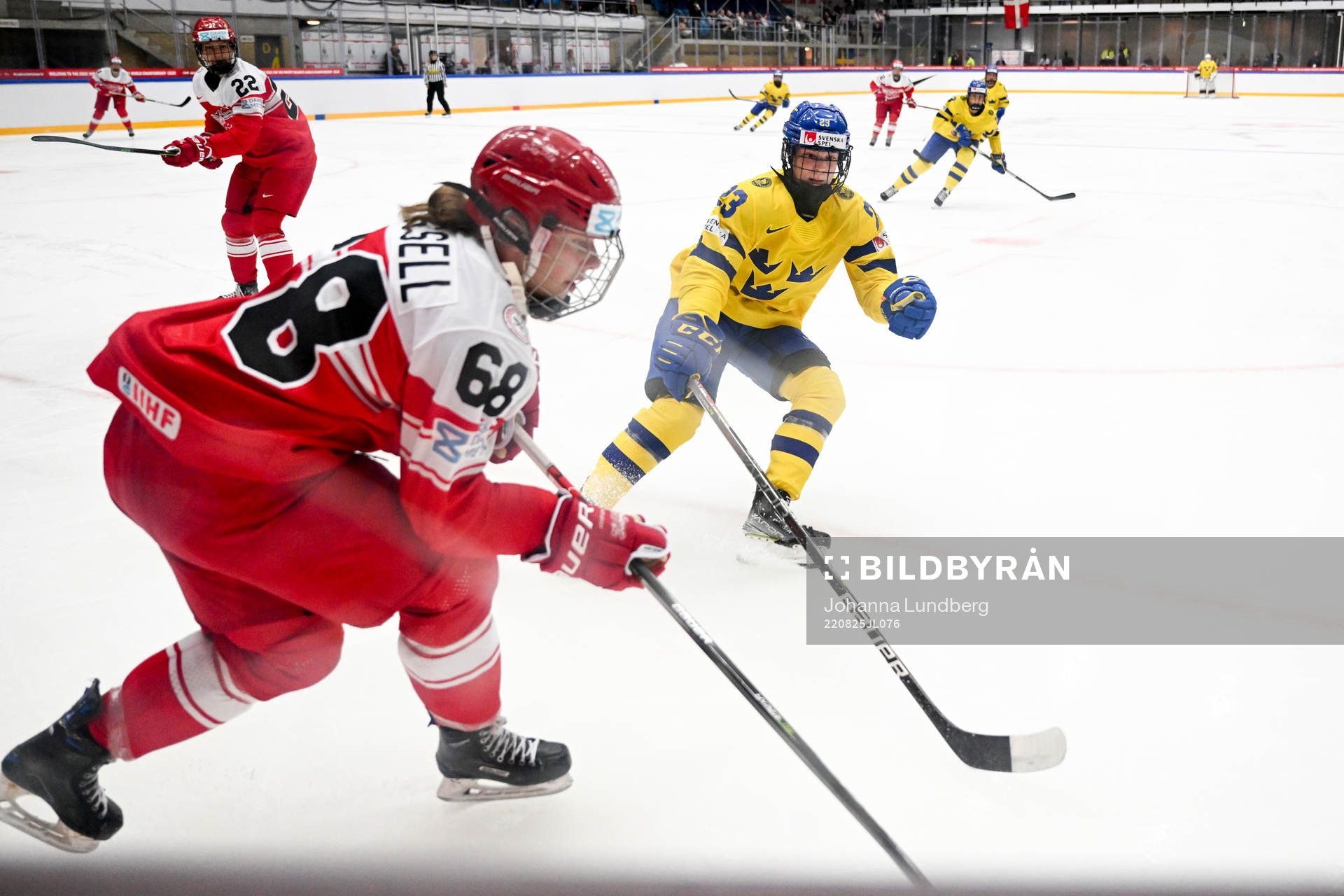 Emma Russell of Denmark and Thea Johansson of Sweden