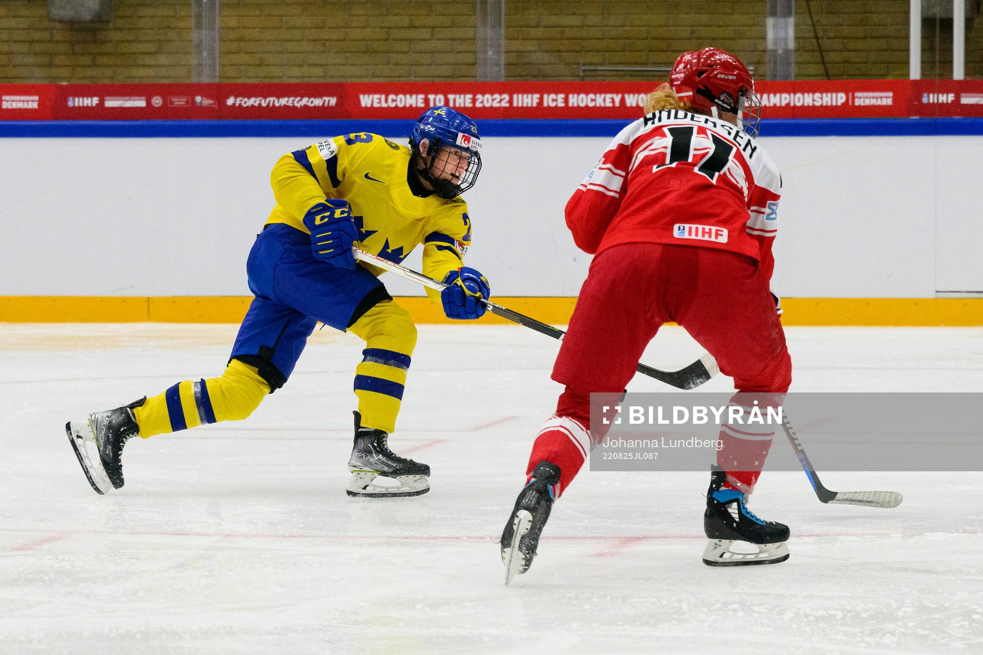 Thea Johansson of Sweden