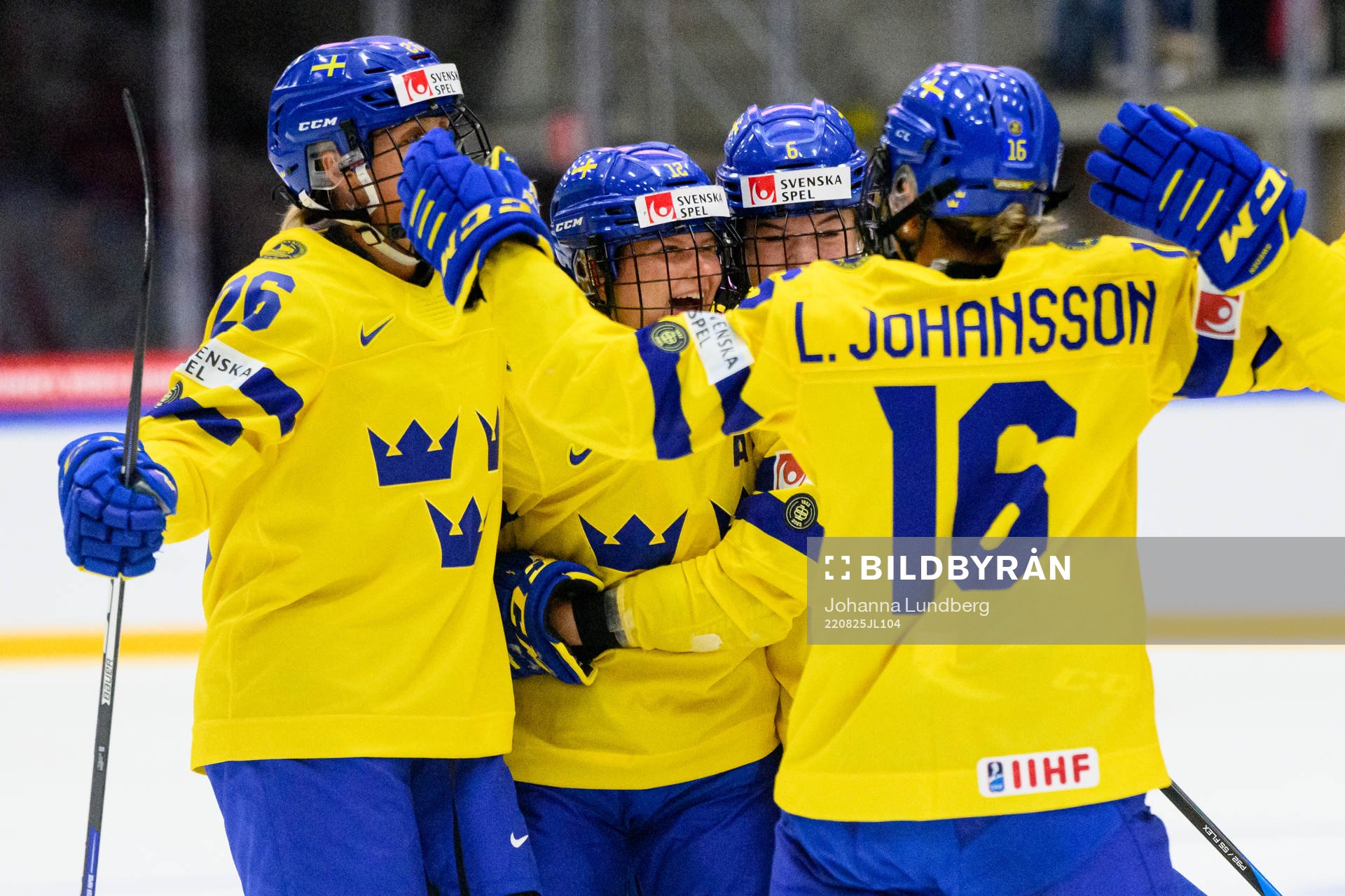 Maja Nylén-Persson of Sweden celebrate