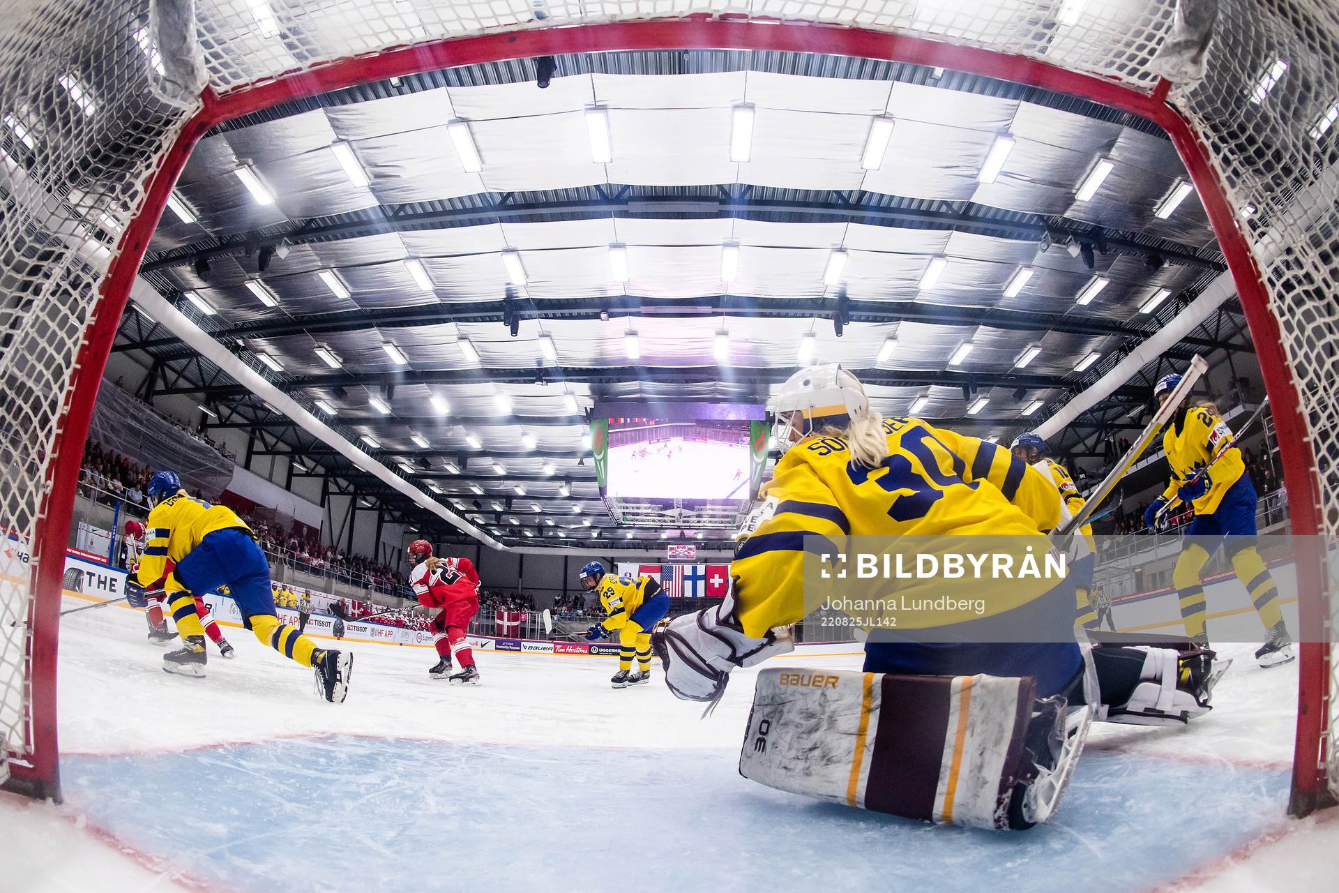 goaltender Emma Söderberg of Sweden