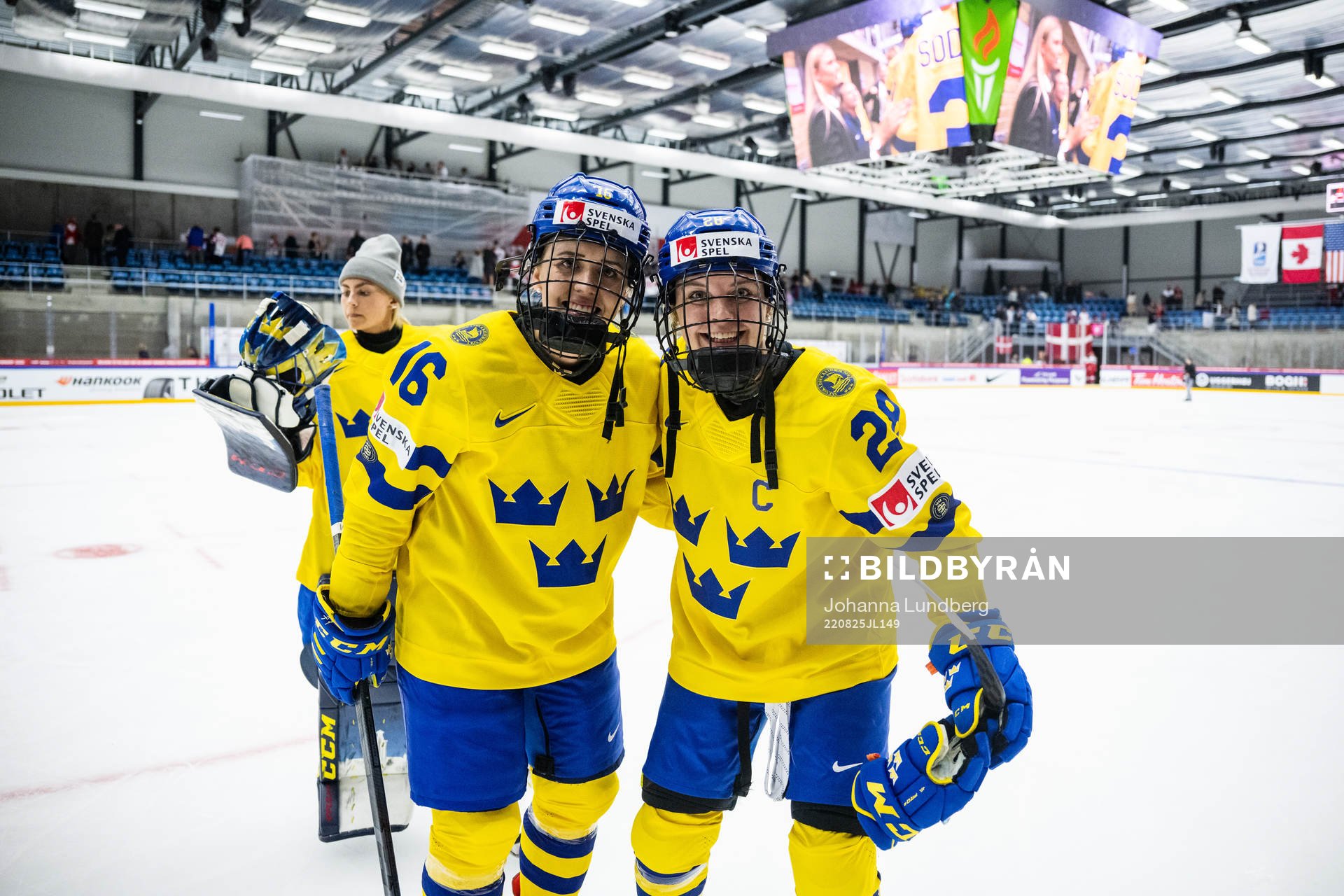 Linnea Johansson and Michelle Löwenhielm of Sweden