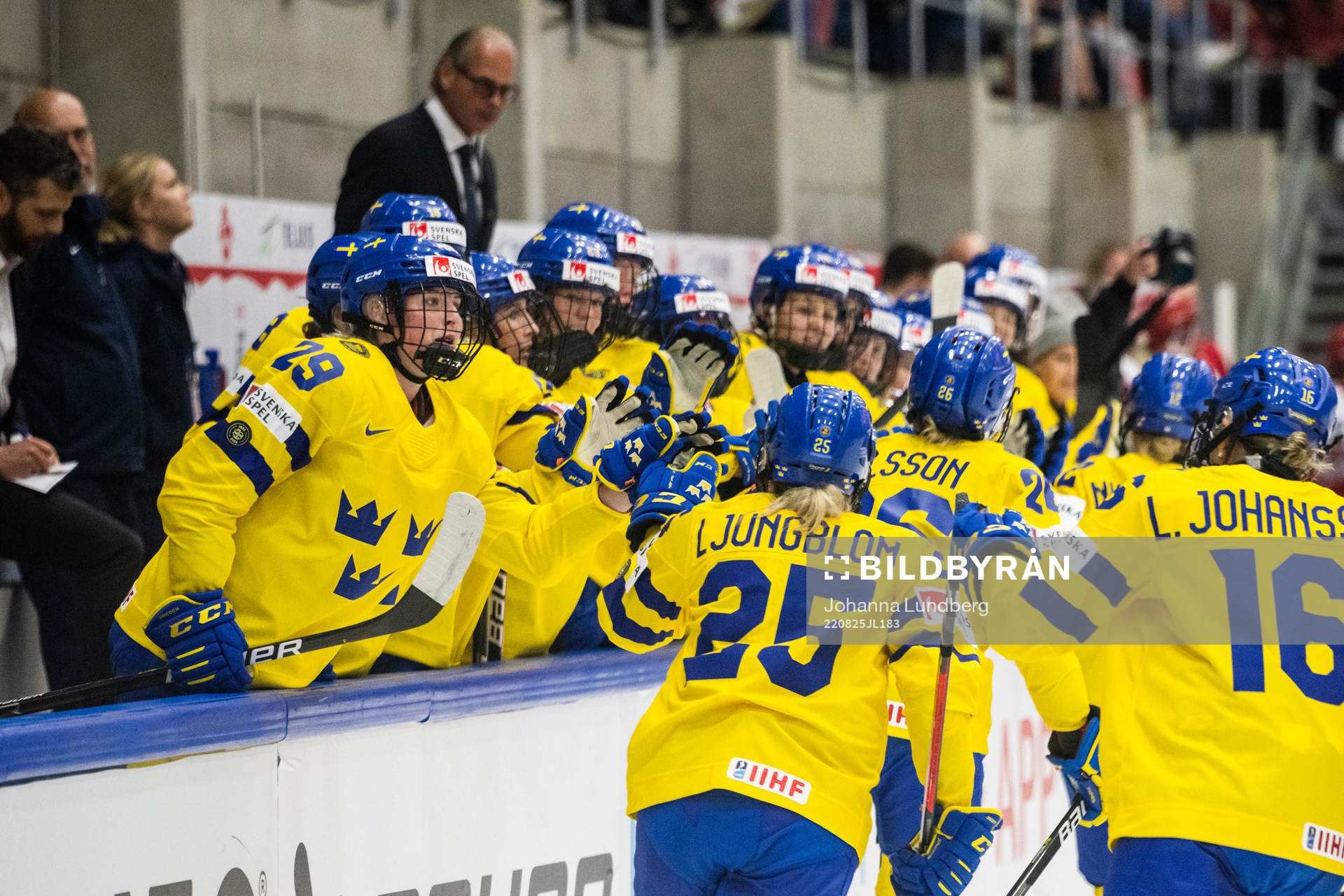 Players of Sweden celebrate