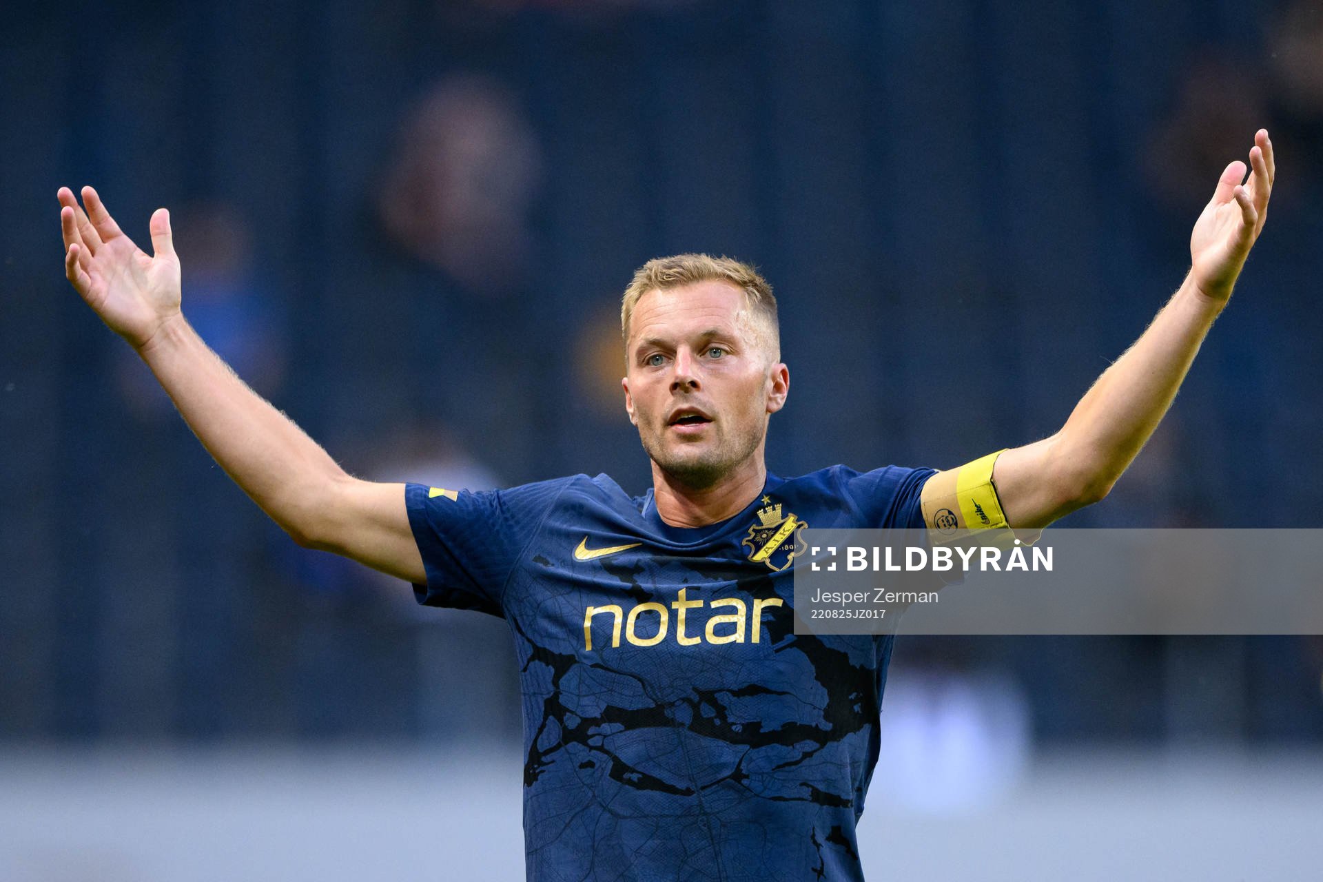 Sebastian Larsson of AIK reacts