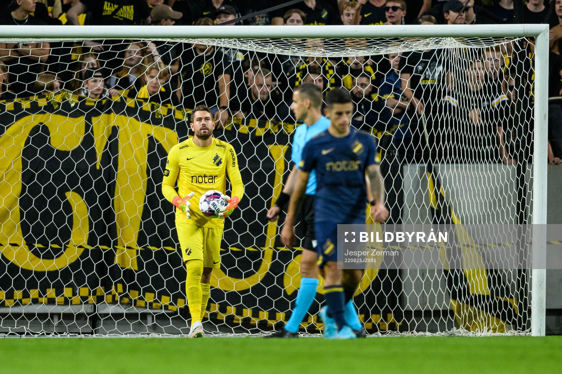 goalkeeper Kristoffer Nordfeldt of AIK looks dejected