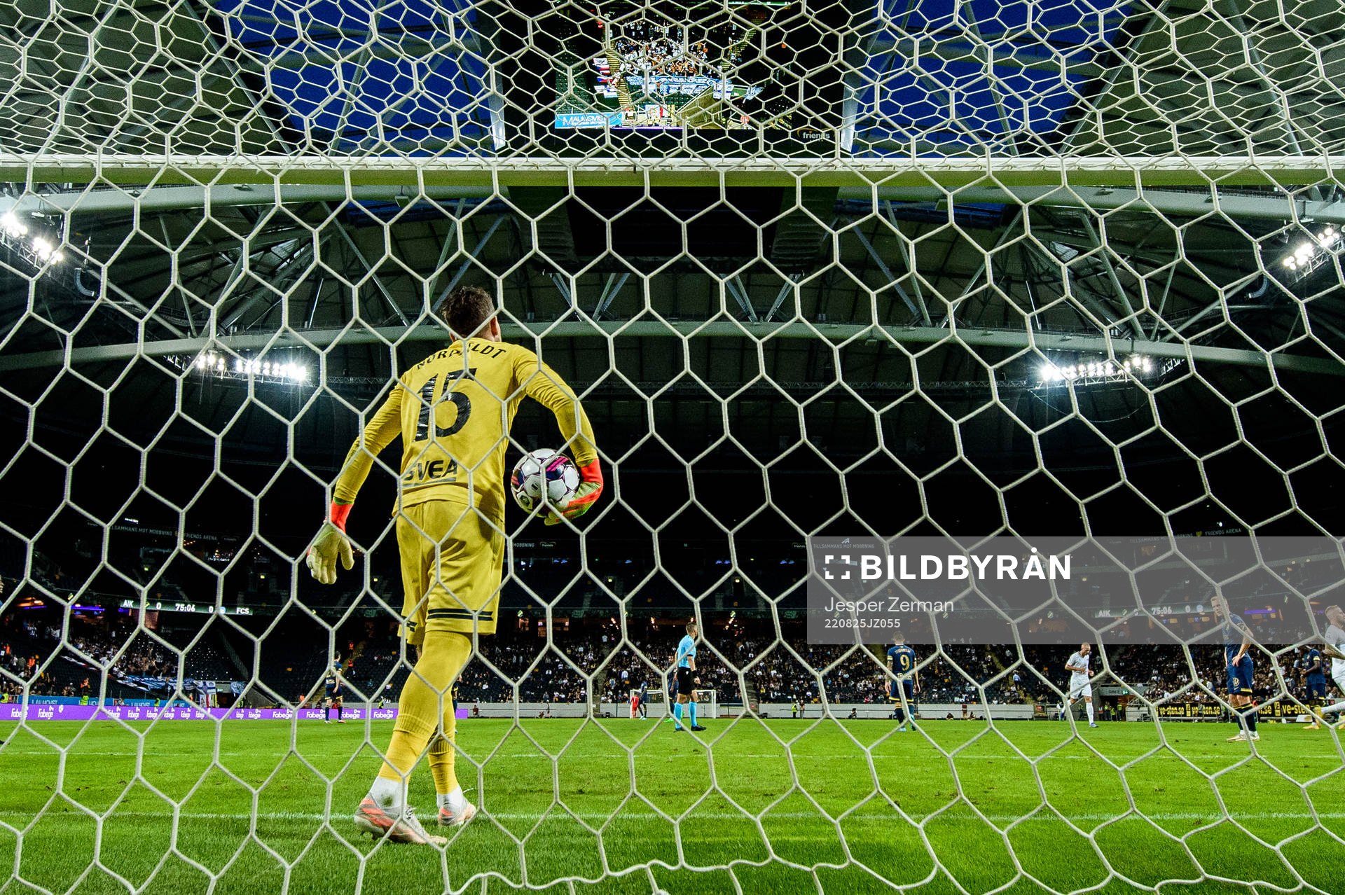 goalkeeper Kristoffer Nordfeldt of AIK looks dejected