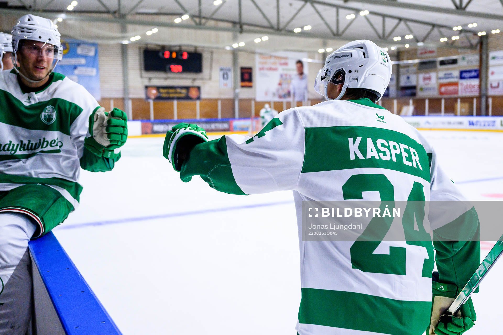Rögles Marco Kasper jublar