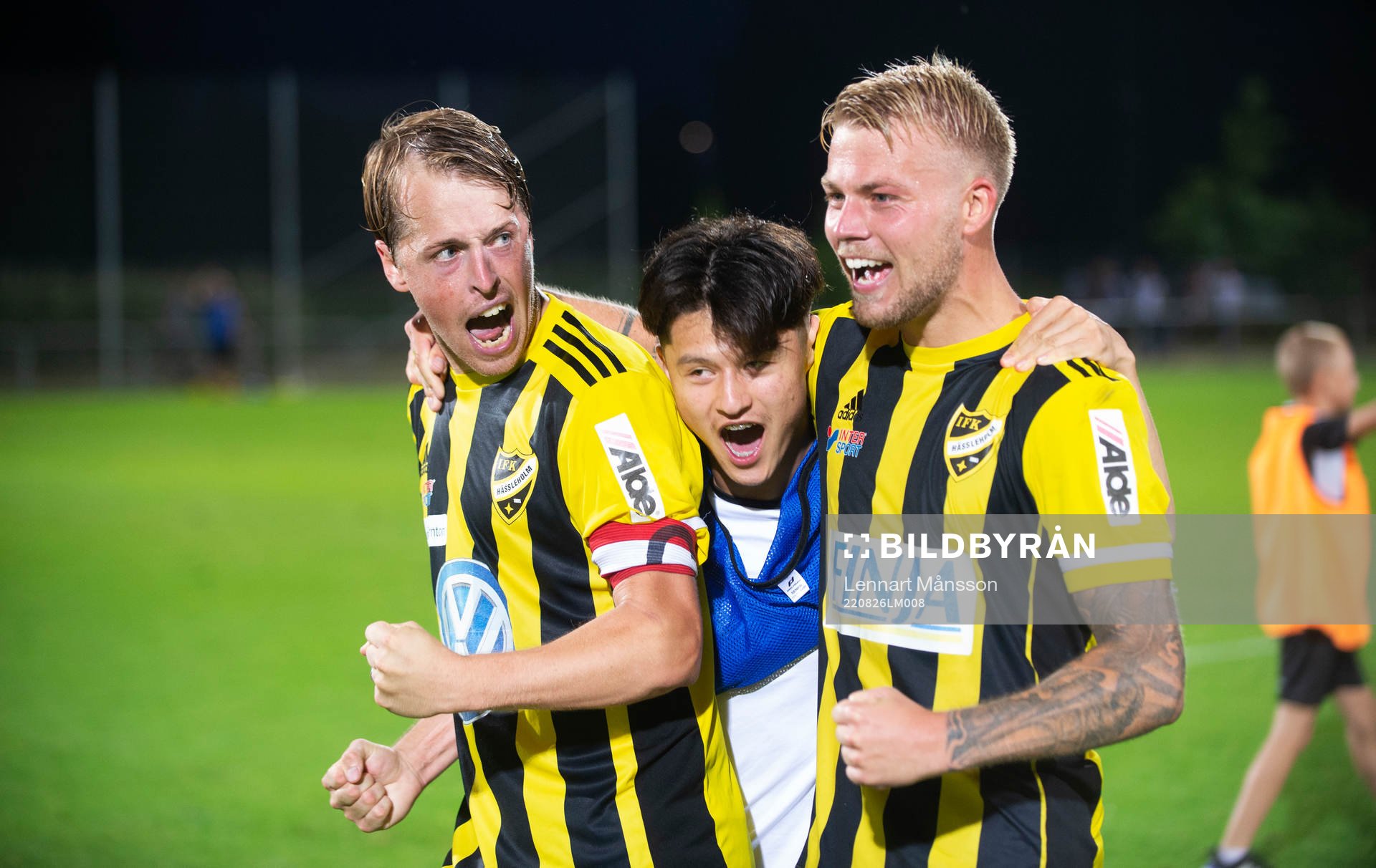 IFK Hässleholms Robin Strömberg jublar