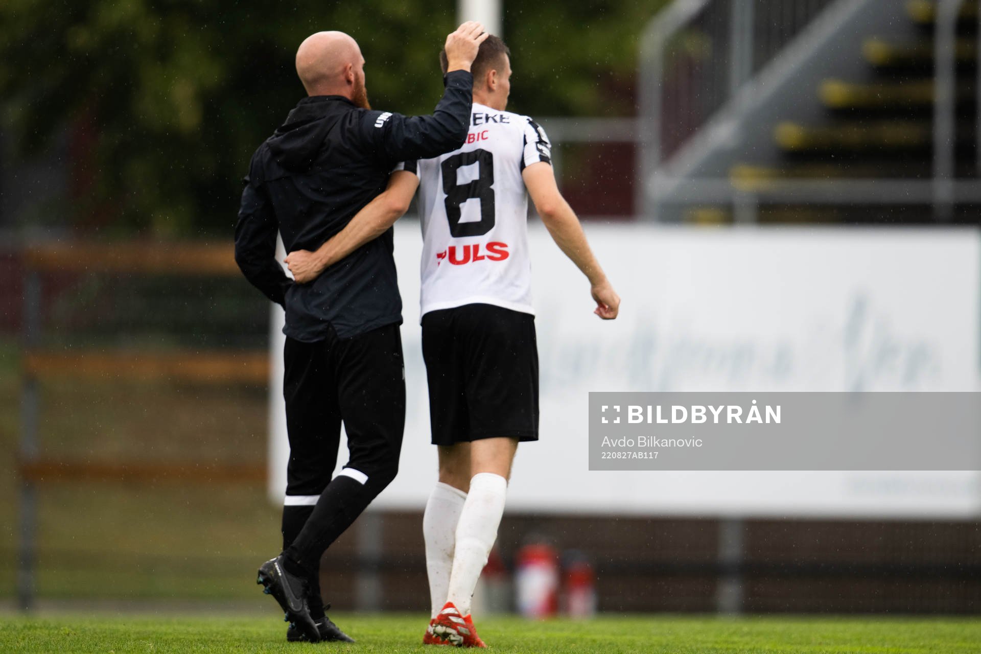 Landskronas Robin Dzabic och assisterande tränare Max
