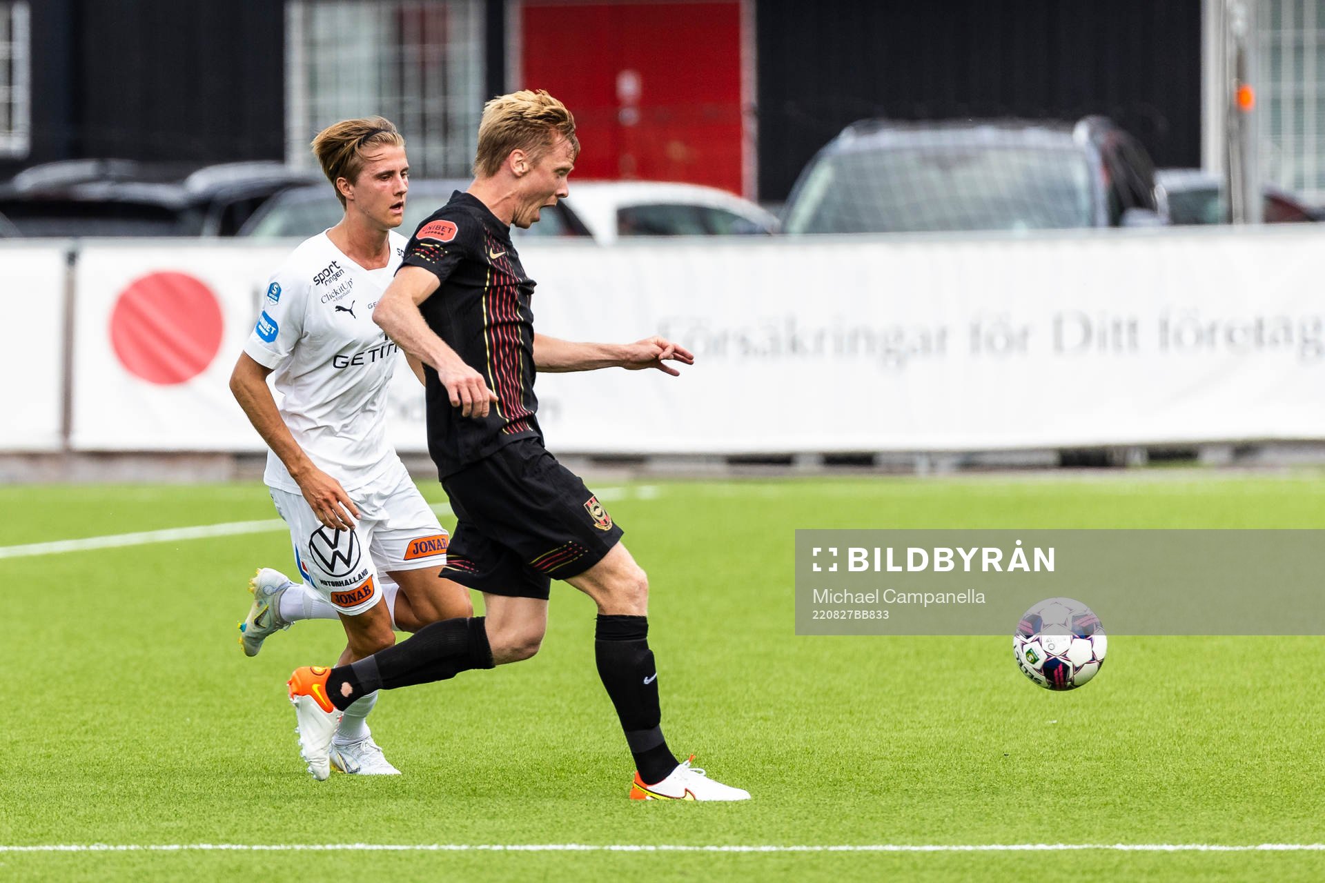 Brommapojkarnas Gustav Sandberg Magnusson och Halmstads