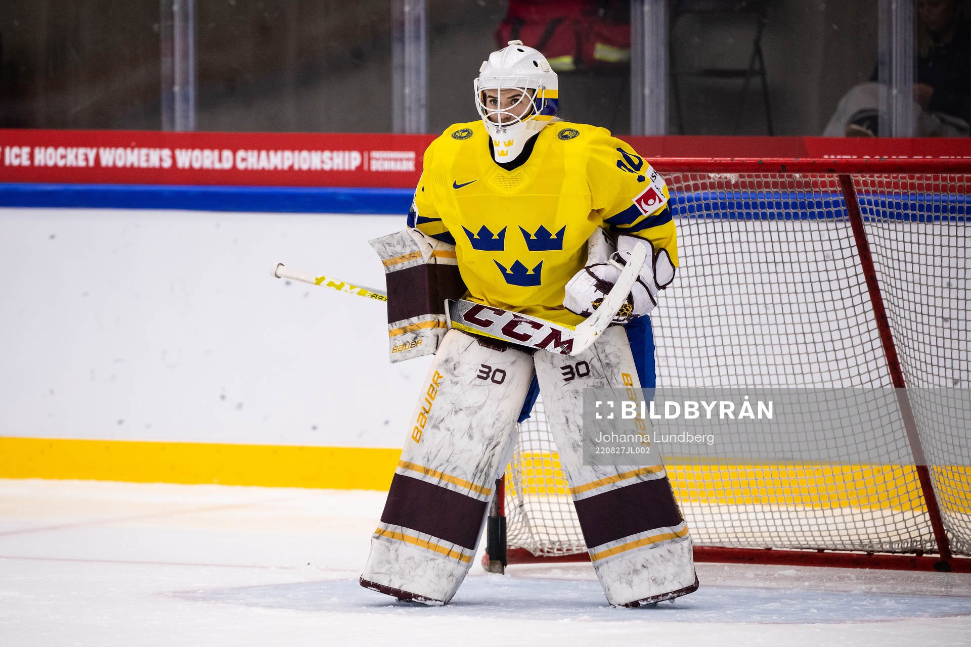 goaltender Emma Söderberg of Sweden