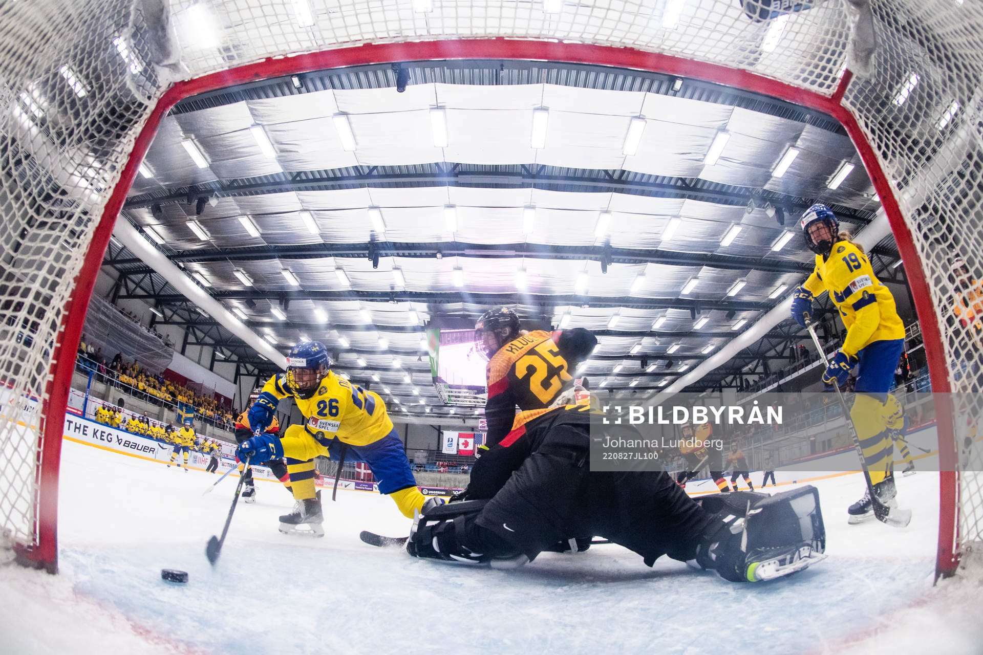 Hanna Olsson of Sweden scores 2-0