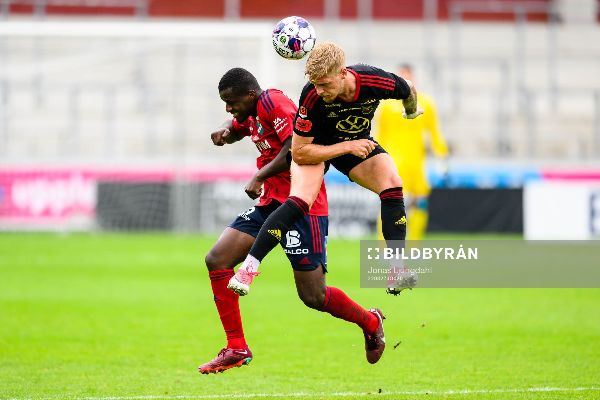 Östers Manasse Kusu och Östersunds Andre Österholm