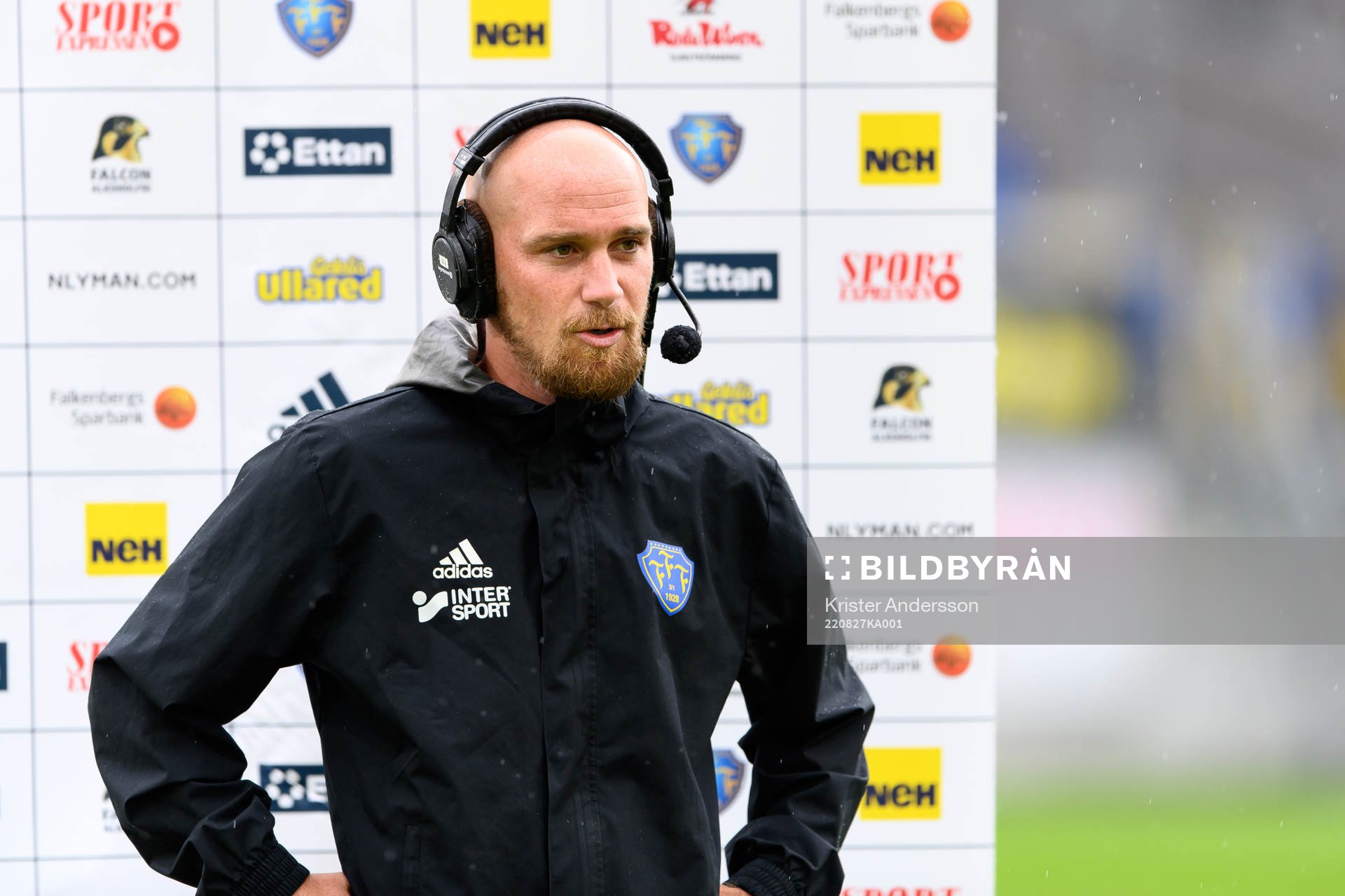 Falkenbergs Christoffer Carlsson före fotbollsmatchen i Ettan södra mellan Falkenberg och Åtvidaberg den 27 augusti 2022 i Falkenberg.