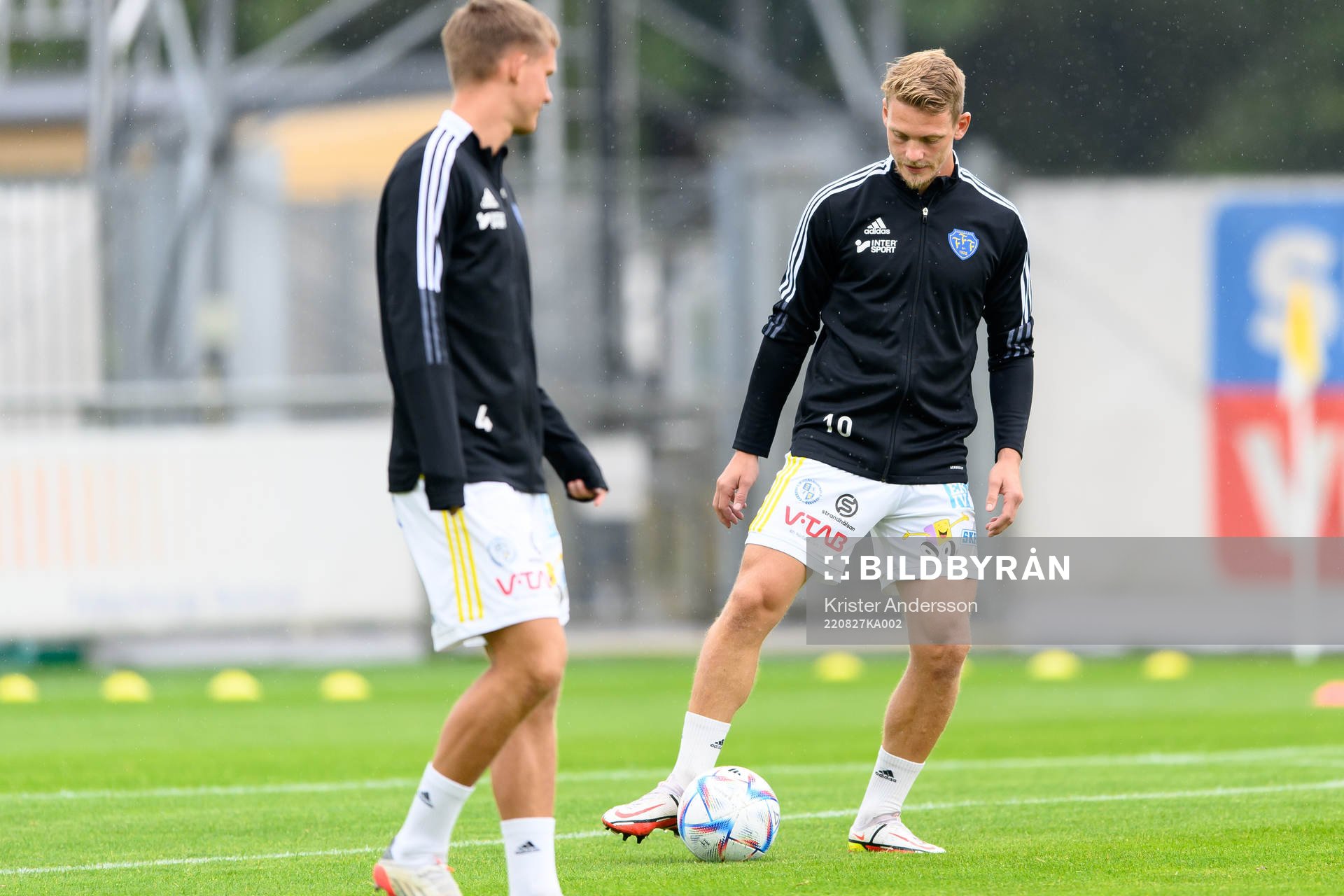 Falkenbergs Robin Hofsö före fotbollsmatchen i Ettan