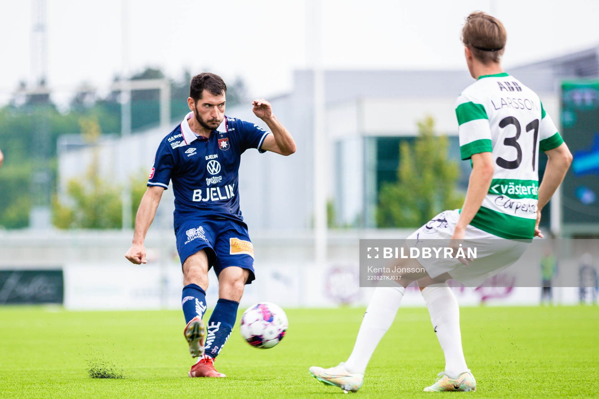 Örgrytes Anel Rashkaj och Västerås Max Larsson