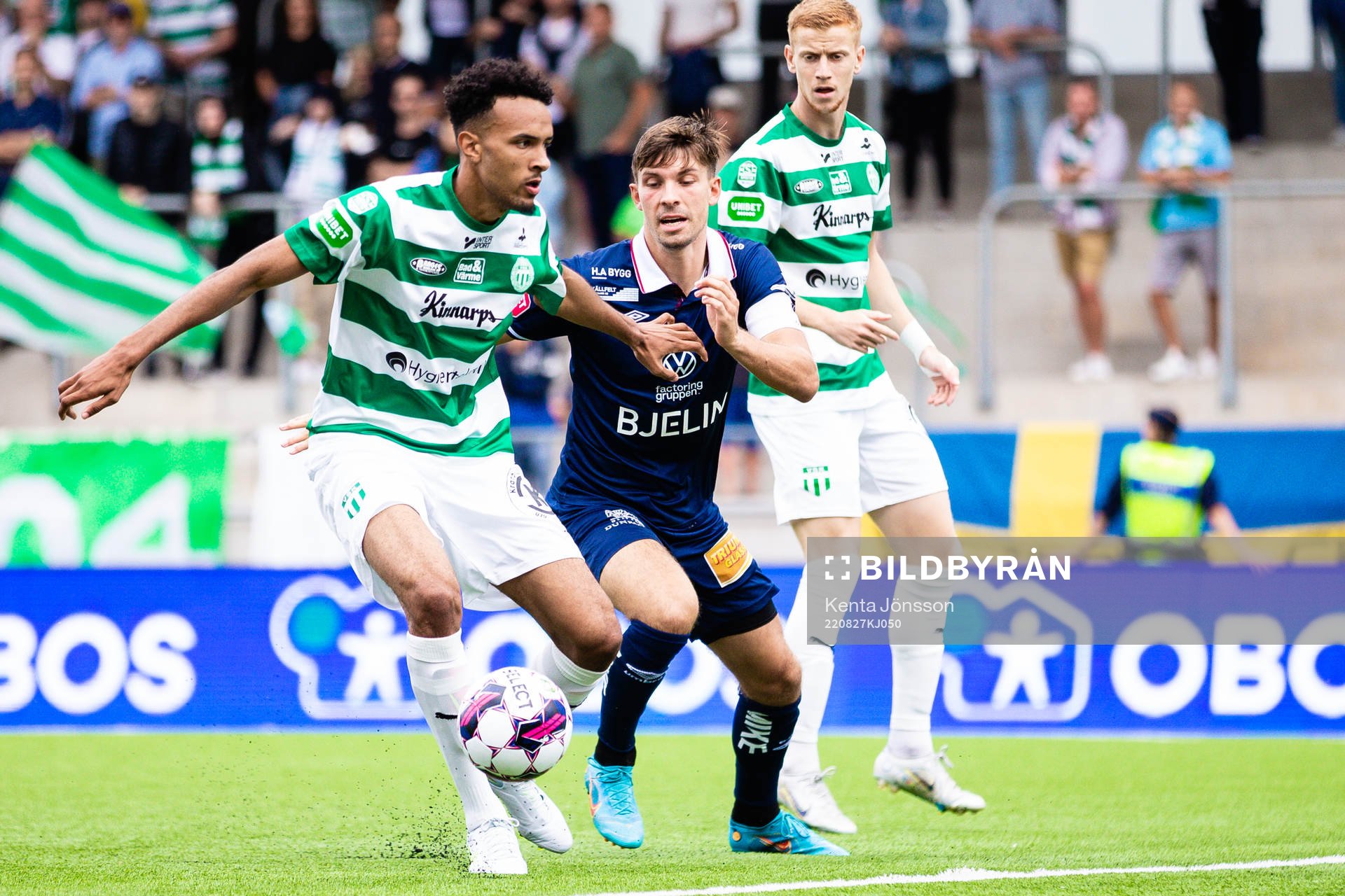 Västerås Alex Douglas och Örgrytes Daniel Paulson