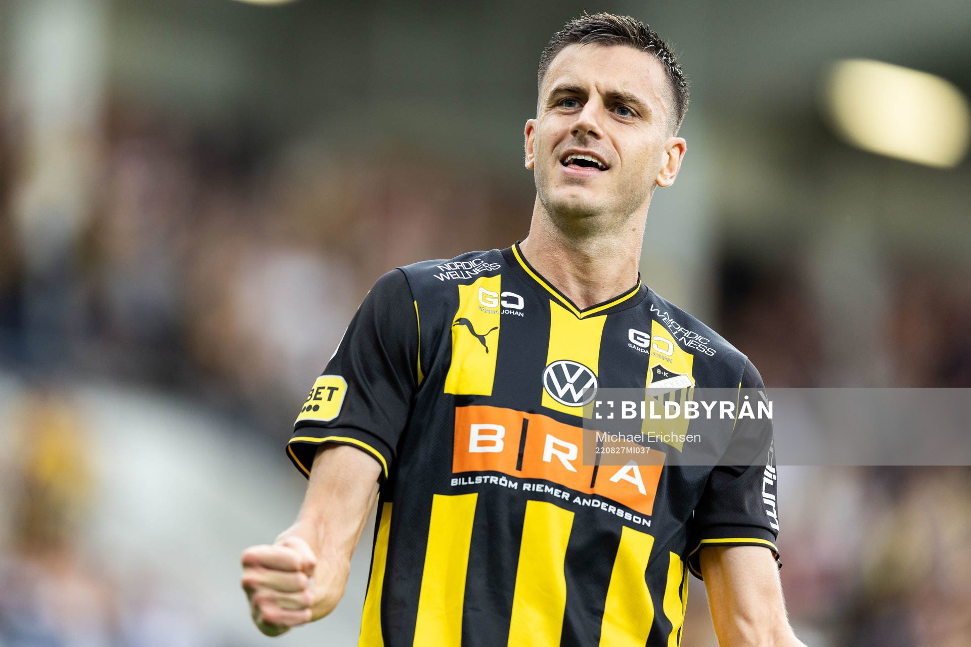 Häckens Alexander Jeremejeff jublar
