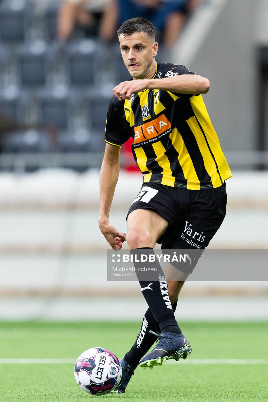 Häckens Alexander Jeremejeff under fotbollsmatchen i Allsvenskan mellan Häcken och Värnamo den 27 augusti 2022 i Göteborg. 