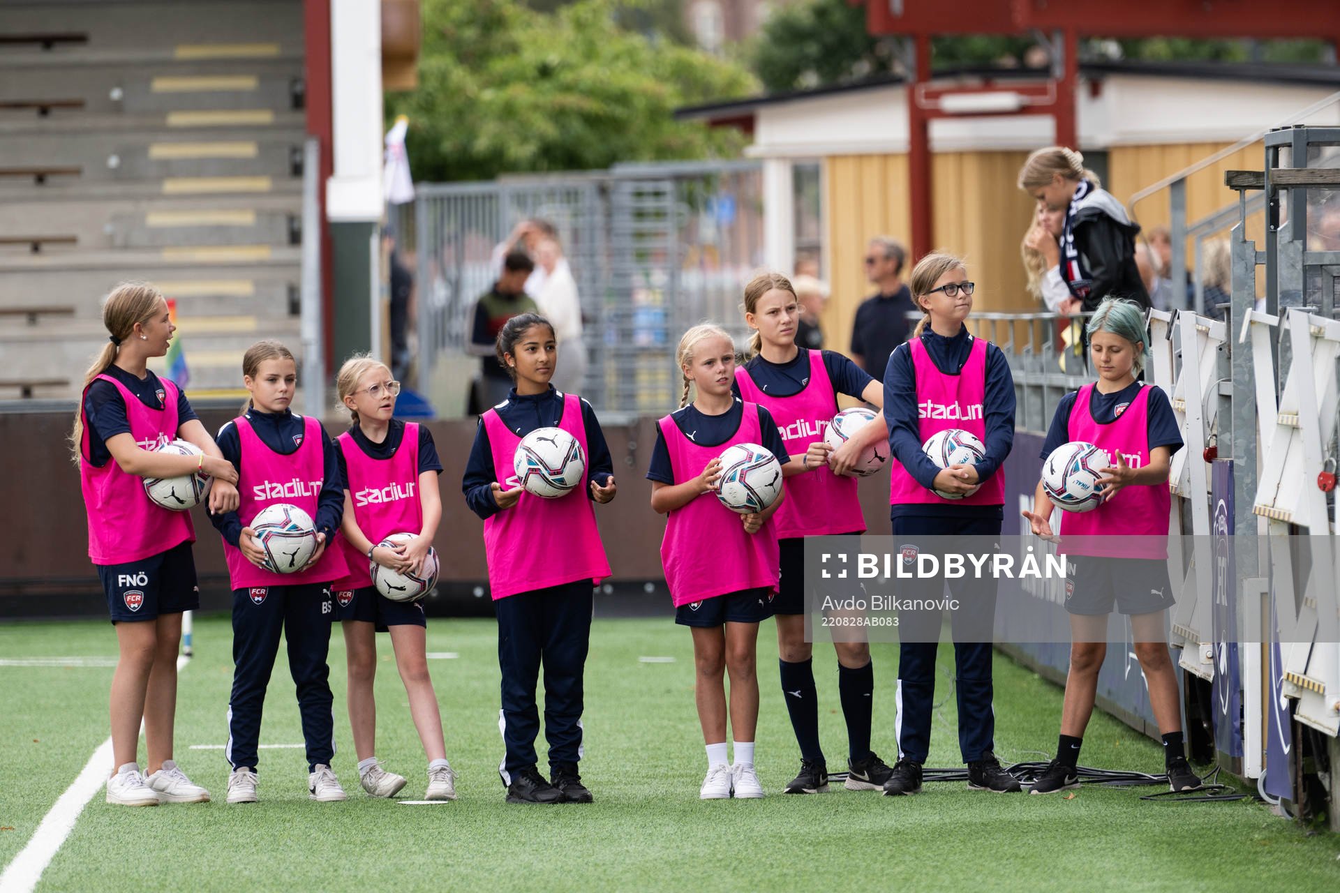 Bolltjejer inför fotbollsmatchen i Damallsvenskan mellan FC Rosengård och Linköping den 28 augusti 2022 i Malmö. 