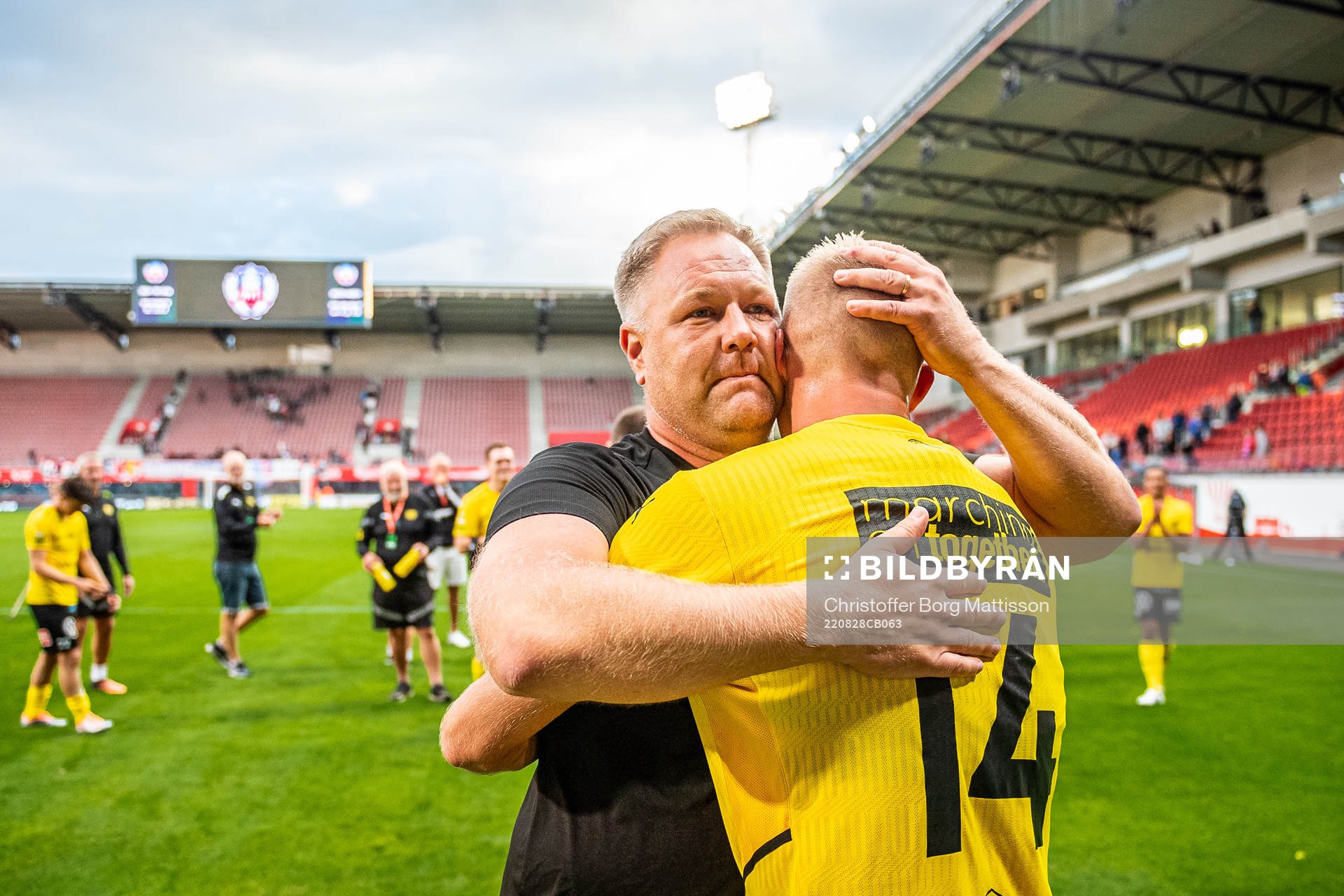 Mjällbys assisterande tränare Patrick Winqvist och Herman
