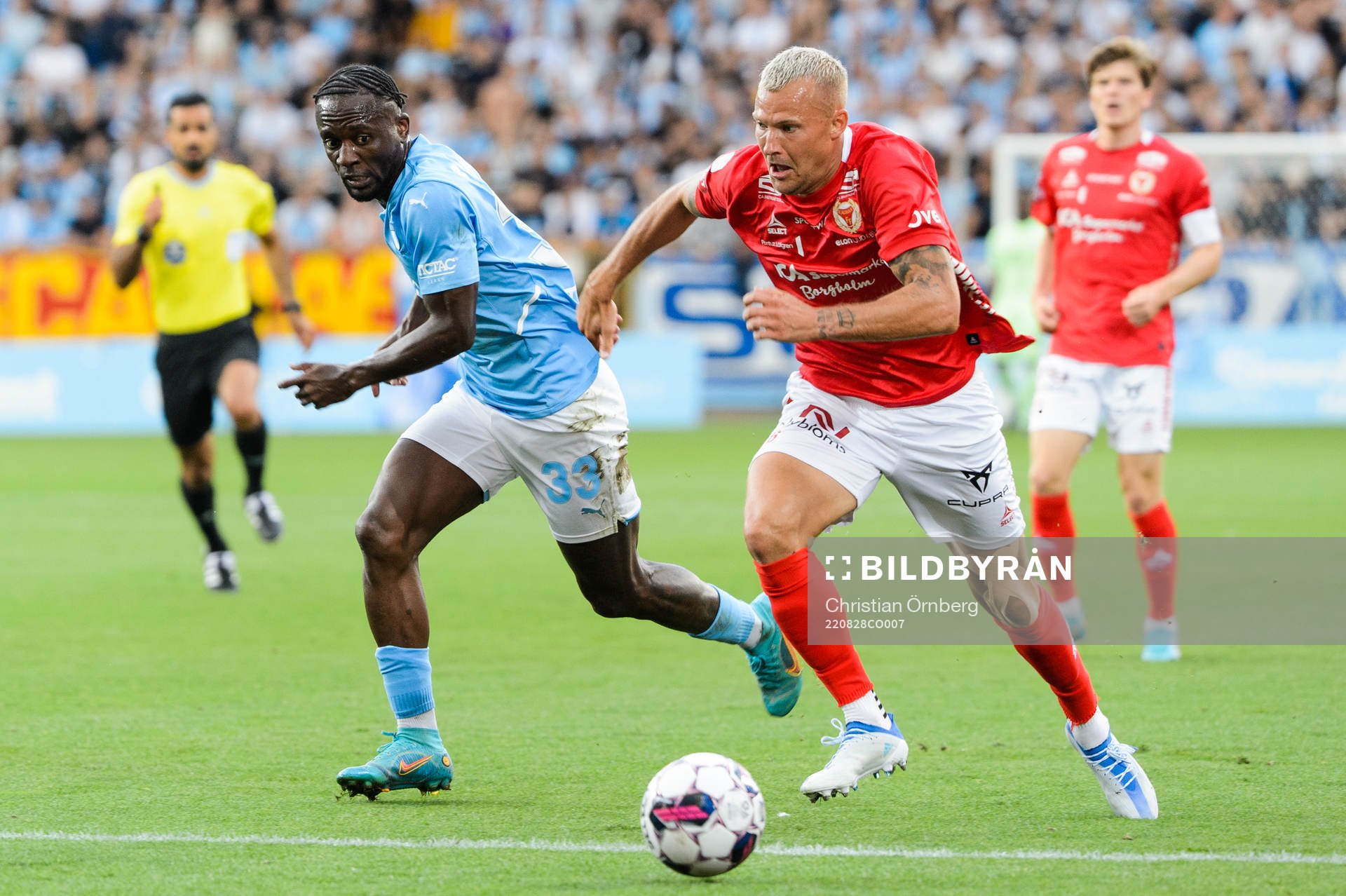 Malmö FFs Mohamed Buya Turay och Kalmars Rasmus Sjöstedt